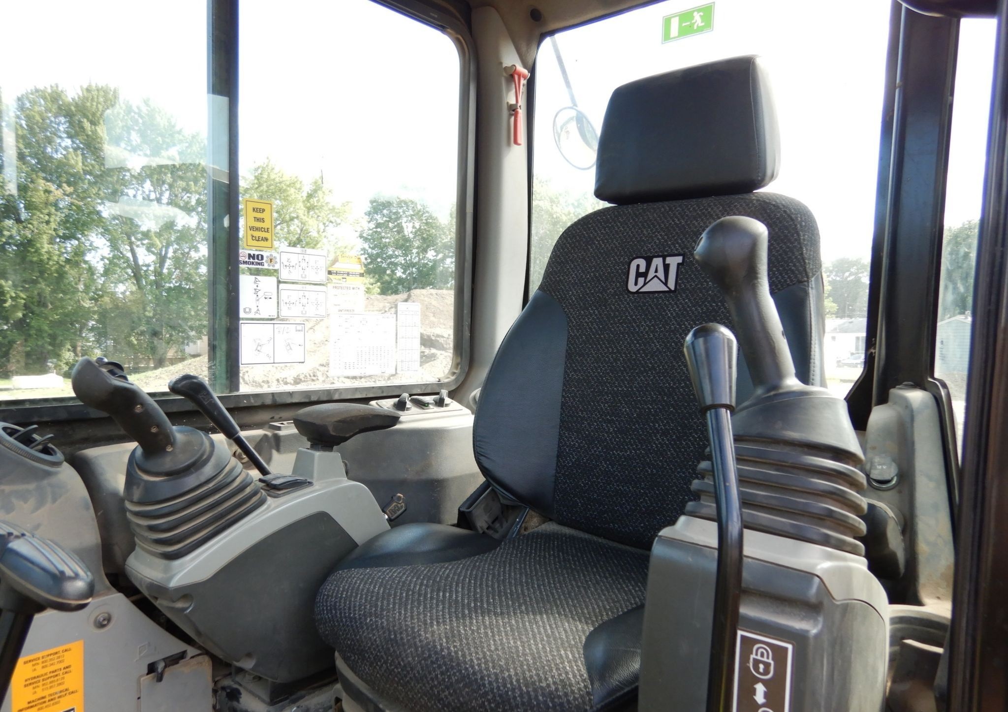 gallery 2017 Caterpillar 303.5 E2 mini excavator