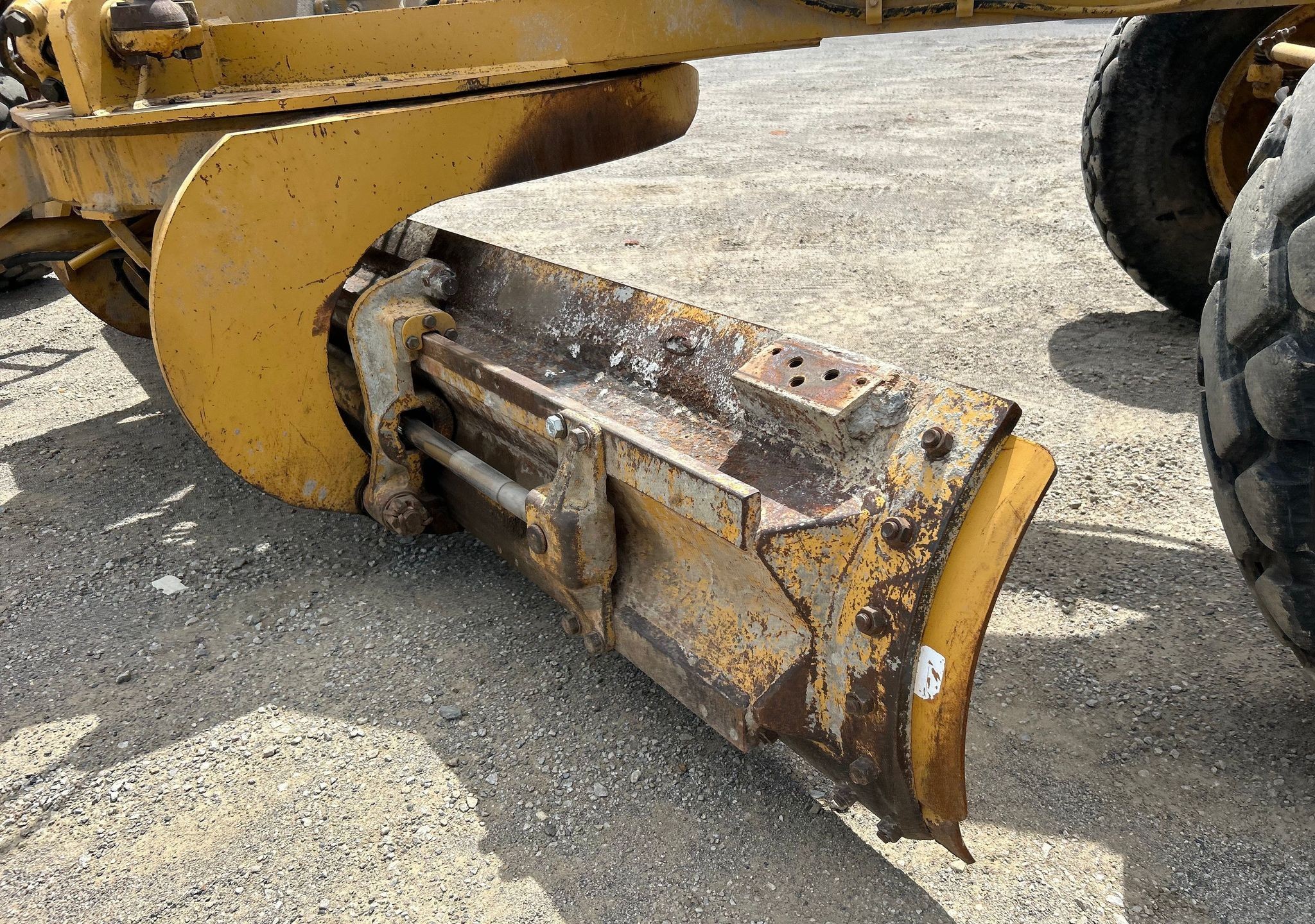 gallery 2006 Caterpillar 160H VHP Plus motor grader