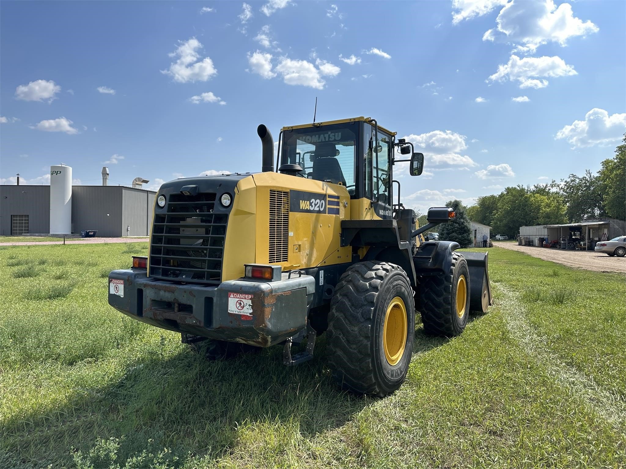 gallery 2016 KOMATSU WA320-7