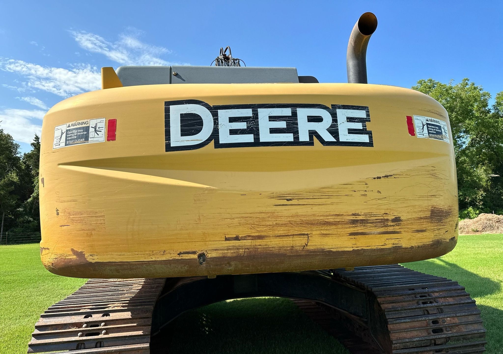 gallery 2014 John Deere 250G LC excavator