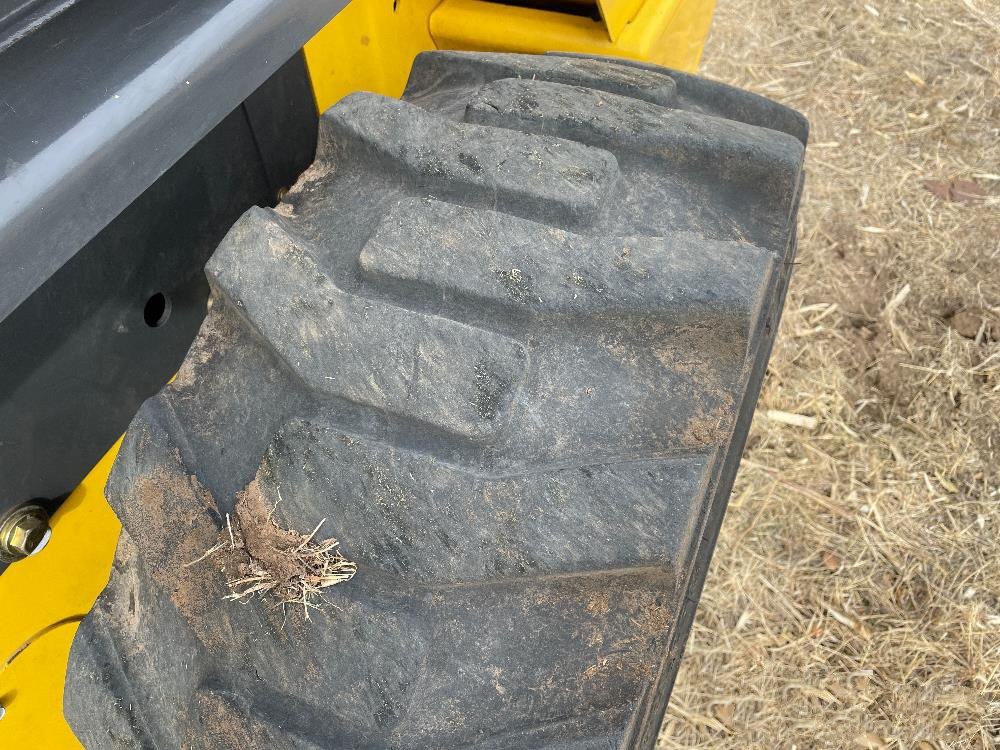 gallery 2020 New Holland L328 Skid Steer