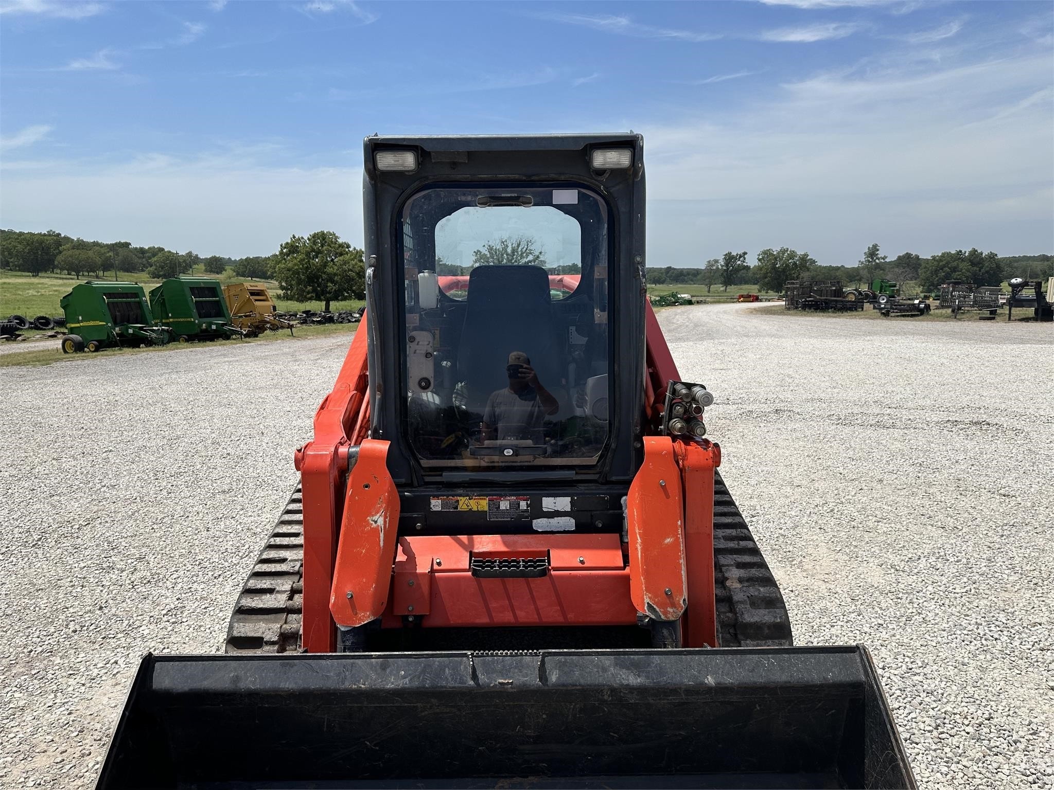 gallery 2016 Kubota SVL90-2 Skid Steer