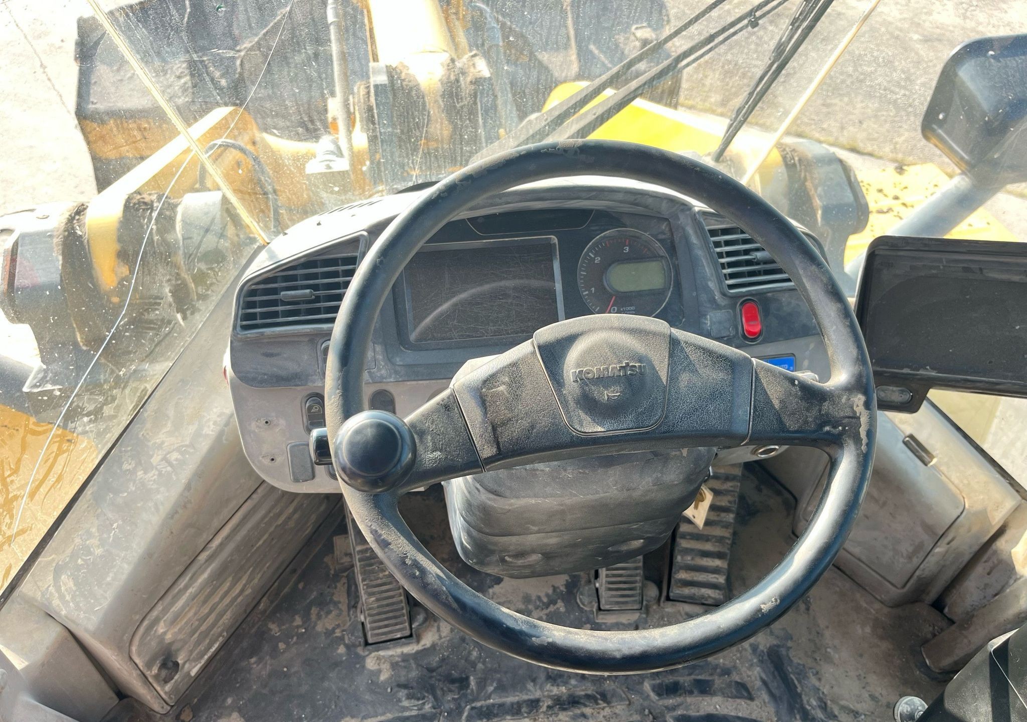 gallery 2015 Komatsu WA470-7 wheel loader