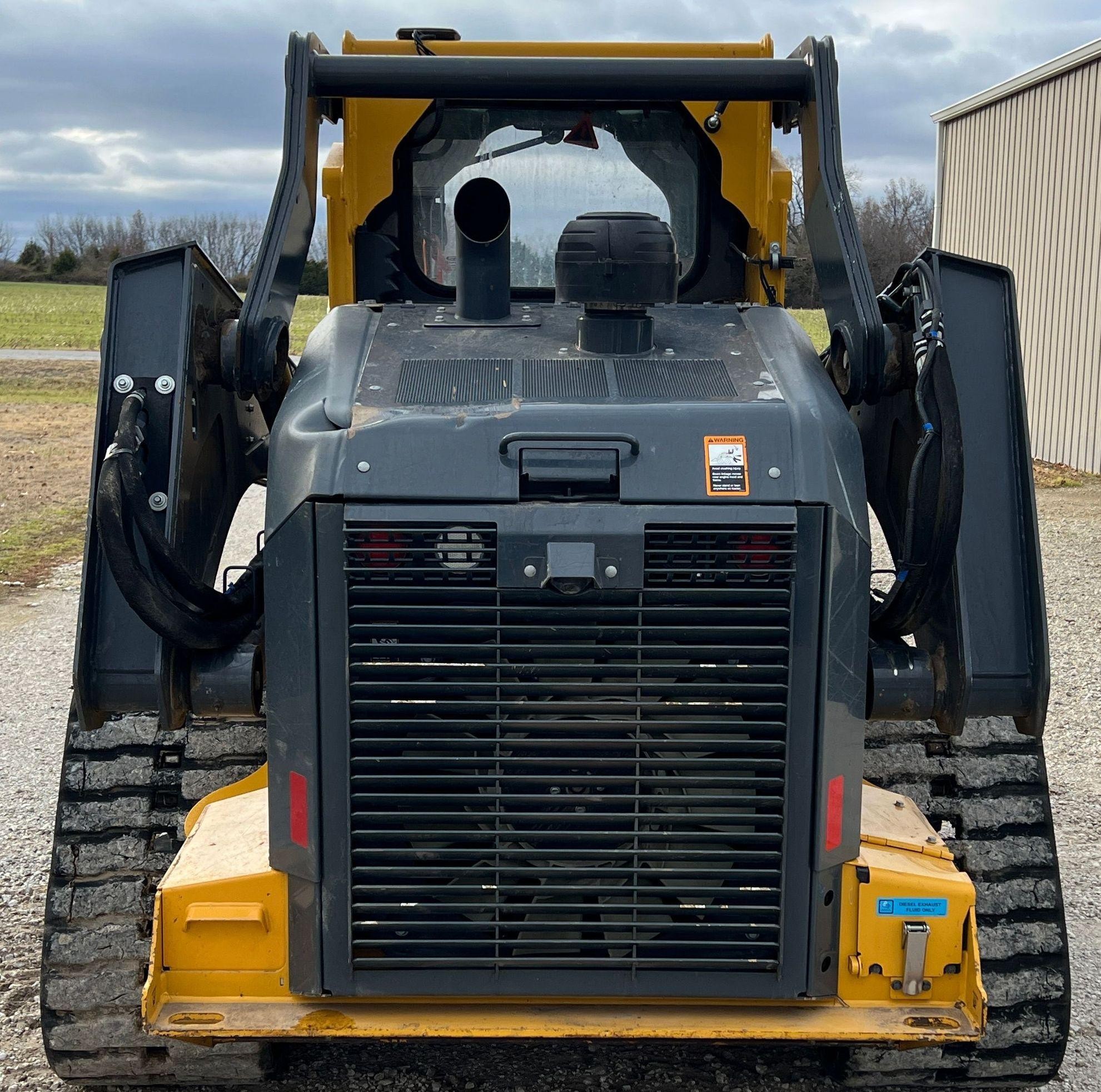 gallery 2019 John Deere 333G  tracked skid steer loader