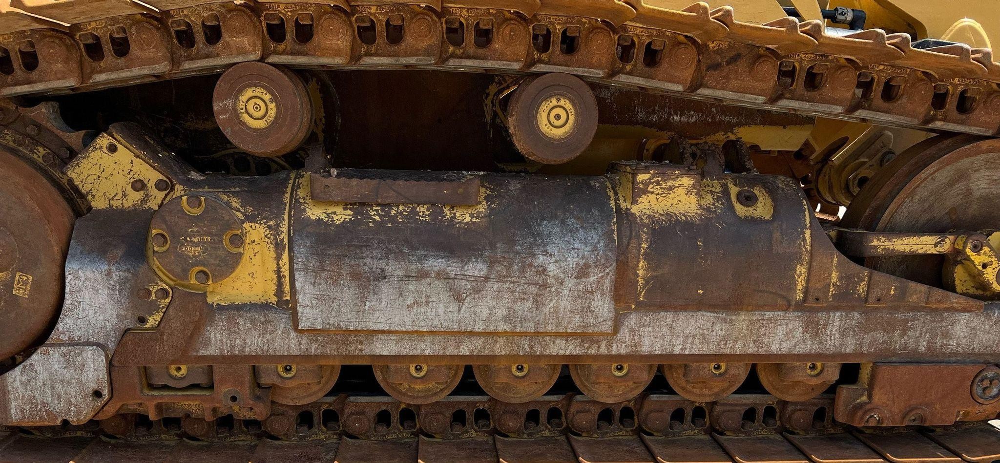 gallery 2016 Caterpillar 963K track loader