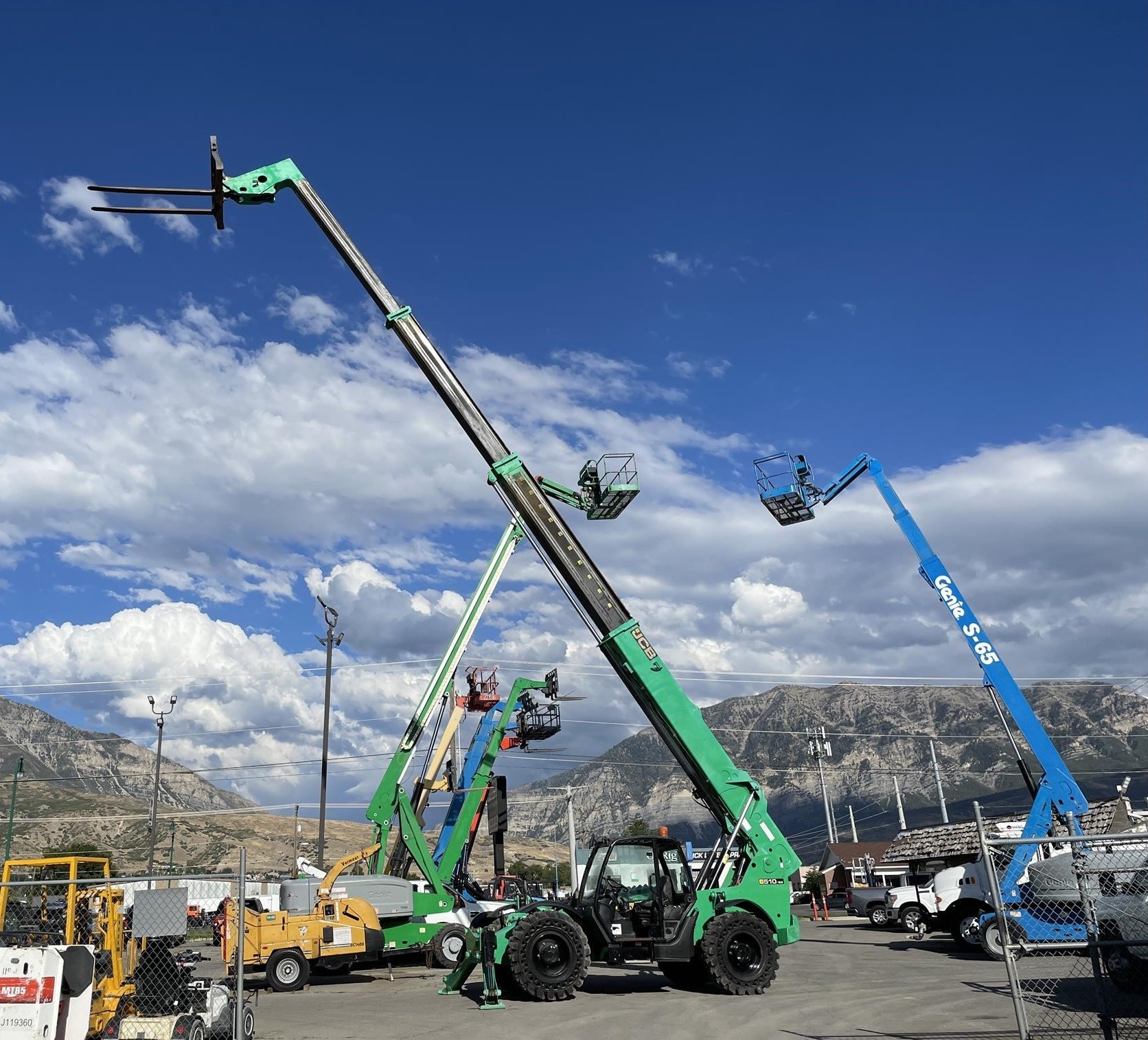 gallery 2015 JCB 510-56 Telehandler