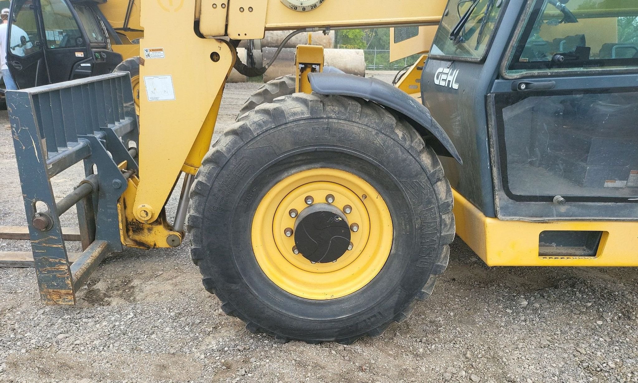 gallery 2017 Gehl DL1240 telehandler