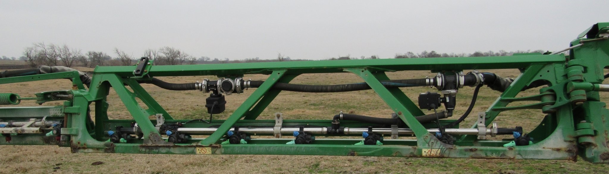 gallery 2014 John Deere R4038 self-propelled sprayer