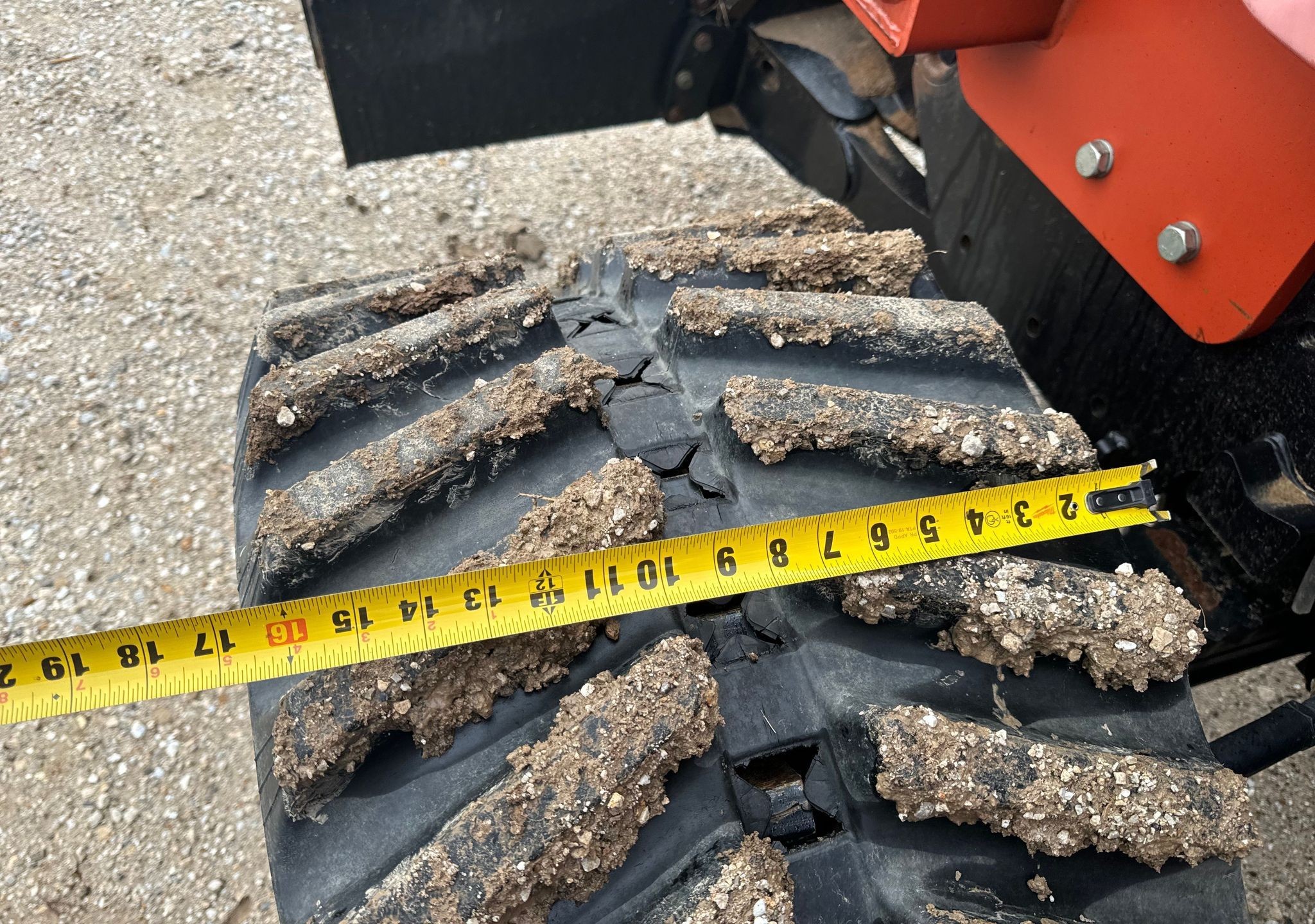 gallery 2013 Ditch Witch RT120 Quad trencher
