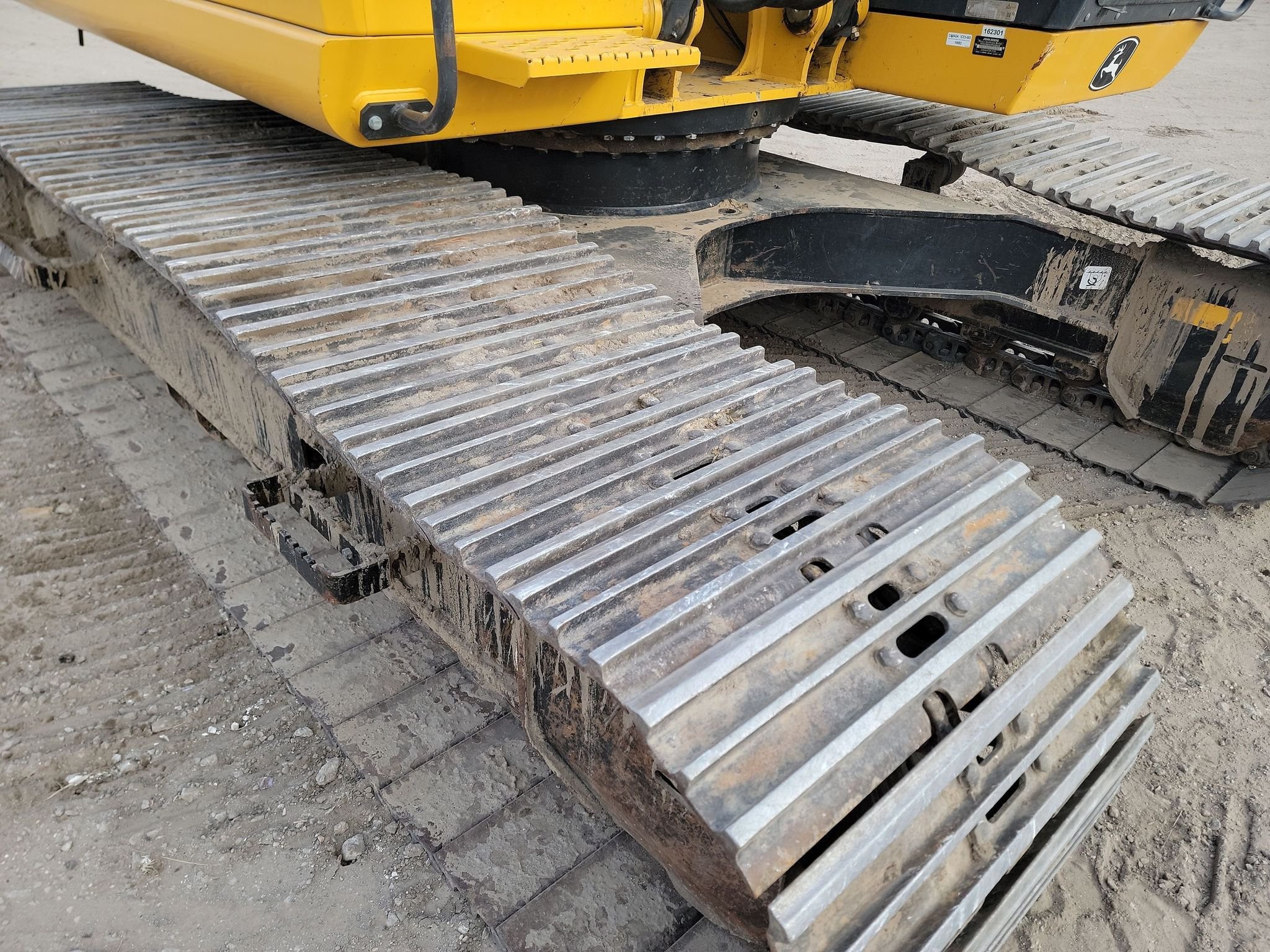 gallery 2018 John Deere 210G LC excavator