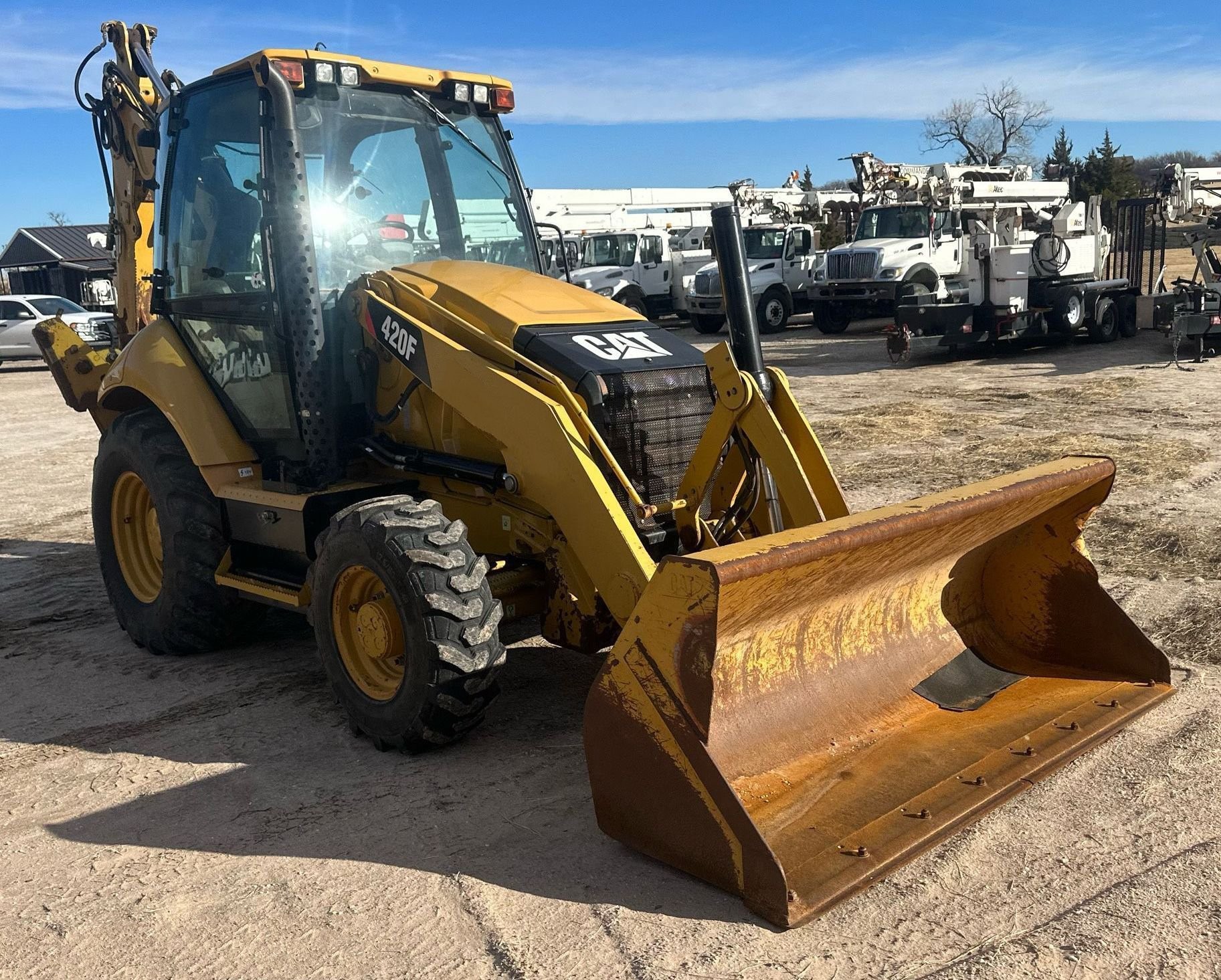 gallery 2015 Caterpillar 420F backhoe