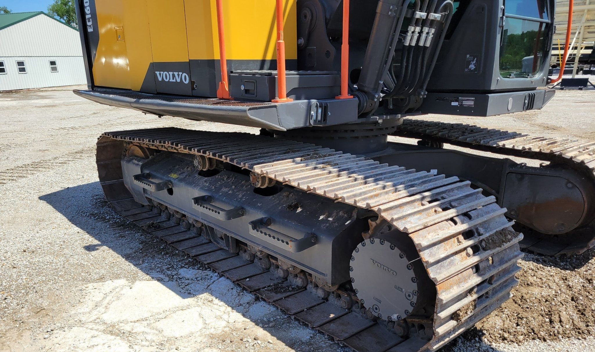 gallery 2020 Volvo EC160EL excavator