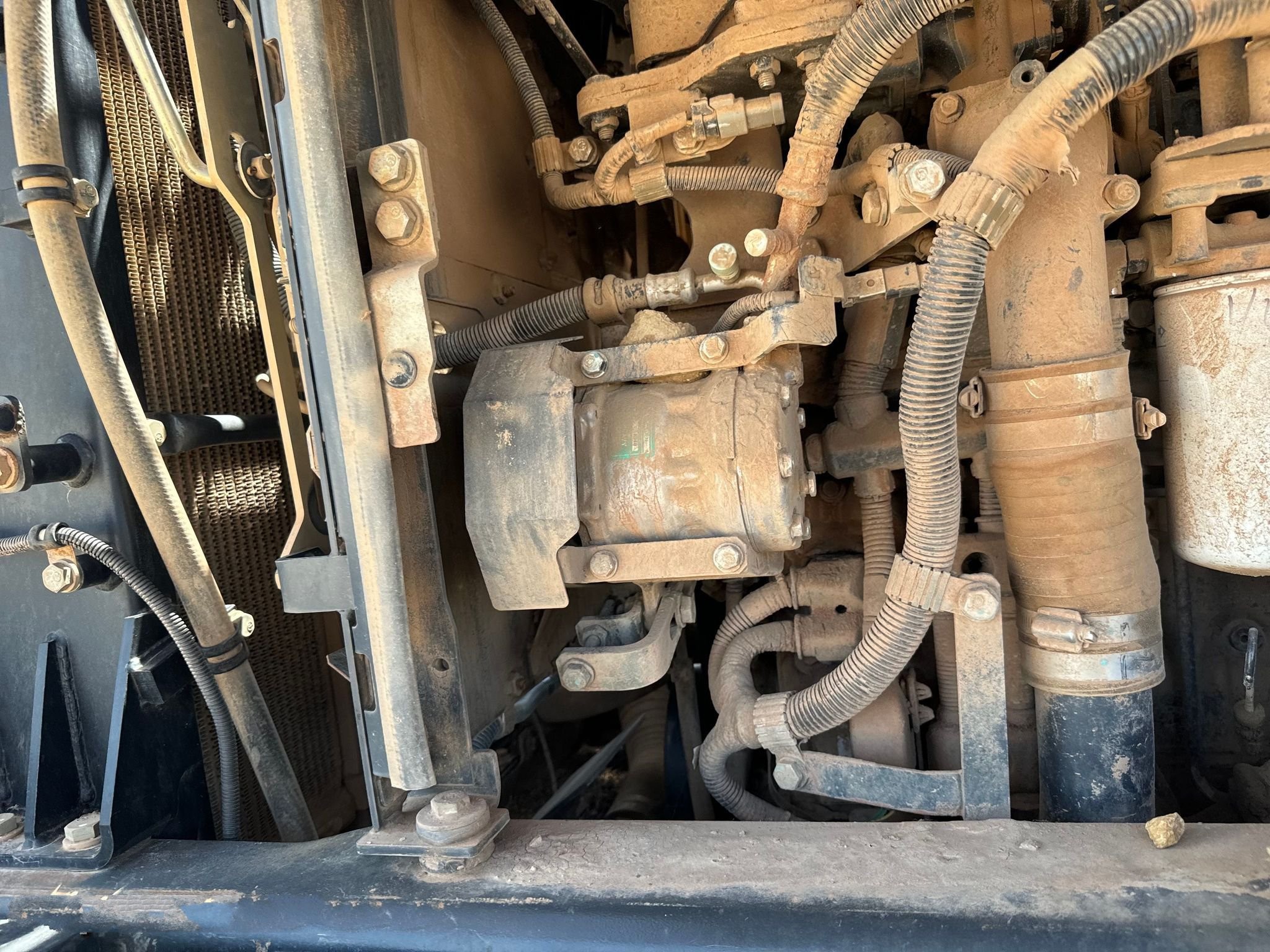 gallery 2014 Komatsu WA270-7 wheel loader
