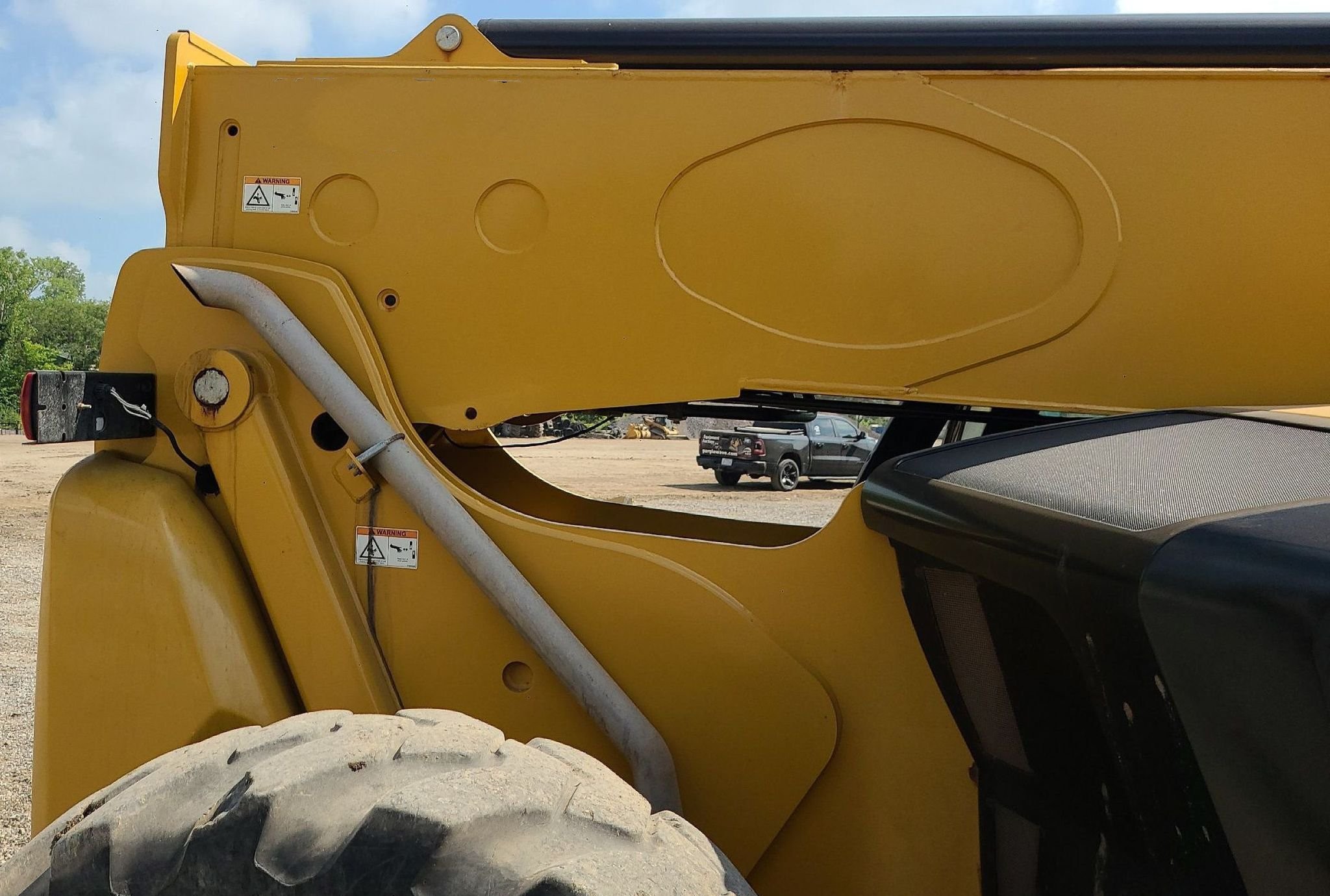 gallery 2017 Caterpillar TL1255D telehandler