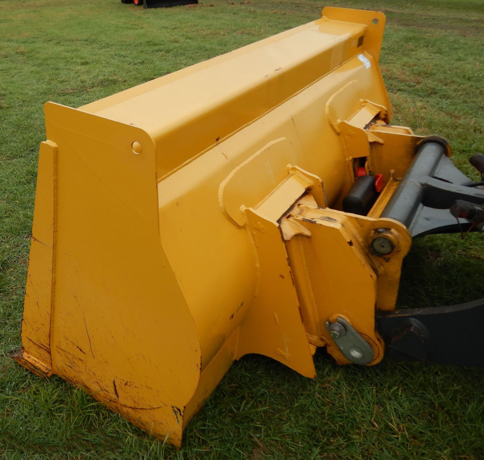 gallery 2018 John Deere 204L Wheel Loader