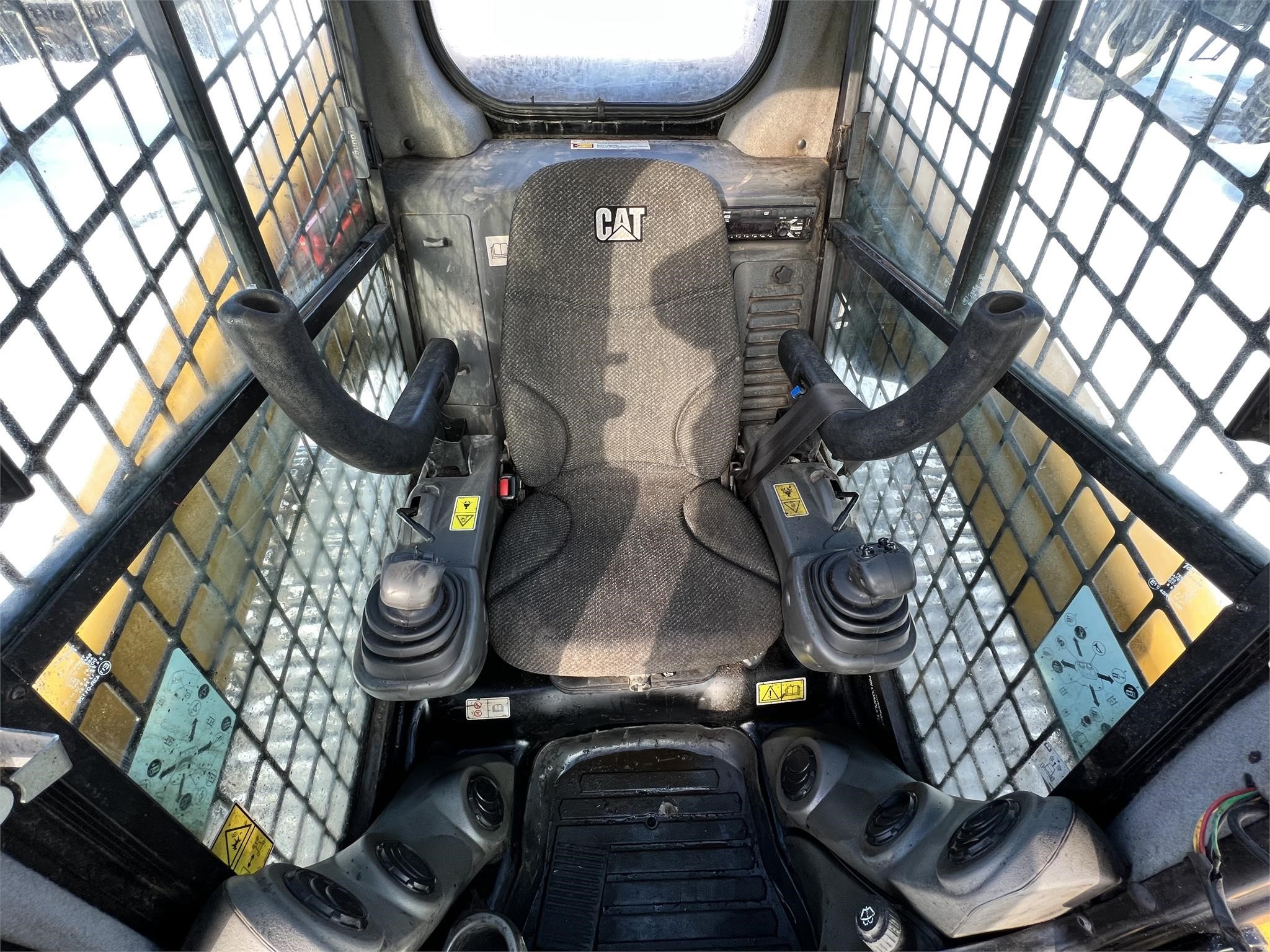 gallery 2019 Caterpillar 289D Skid Steer