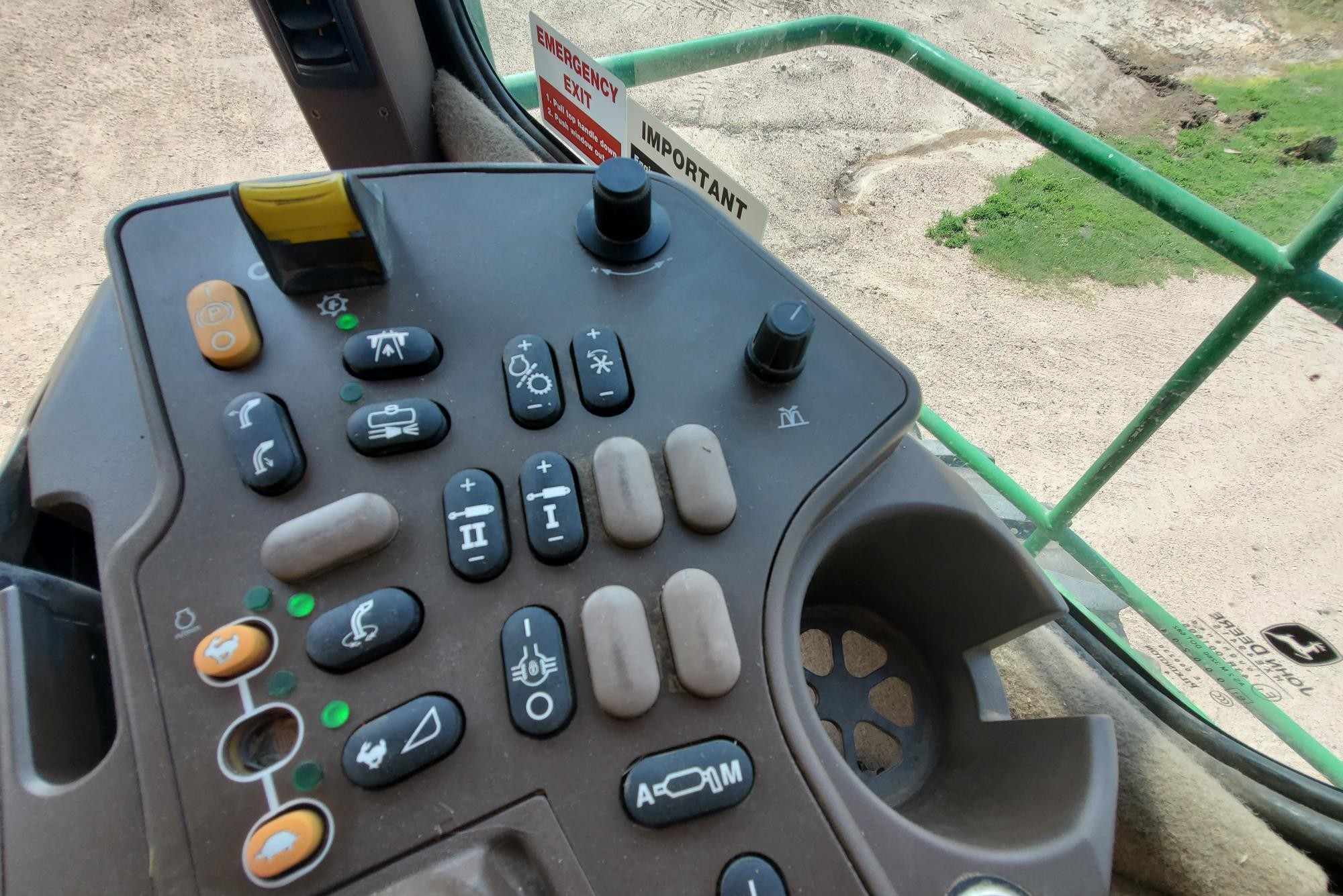 gallery 2015 John Deere 7980 Self-Propelled Forage Harvester
