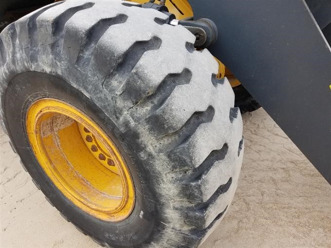 gallery 2013 John Deere 544K High Lift Wheel Loader