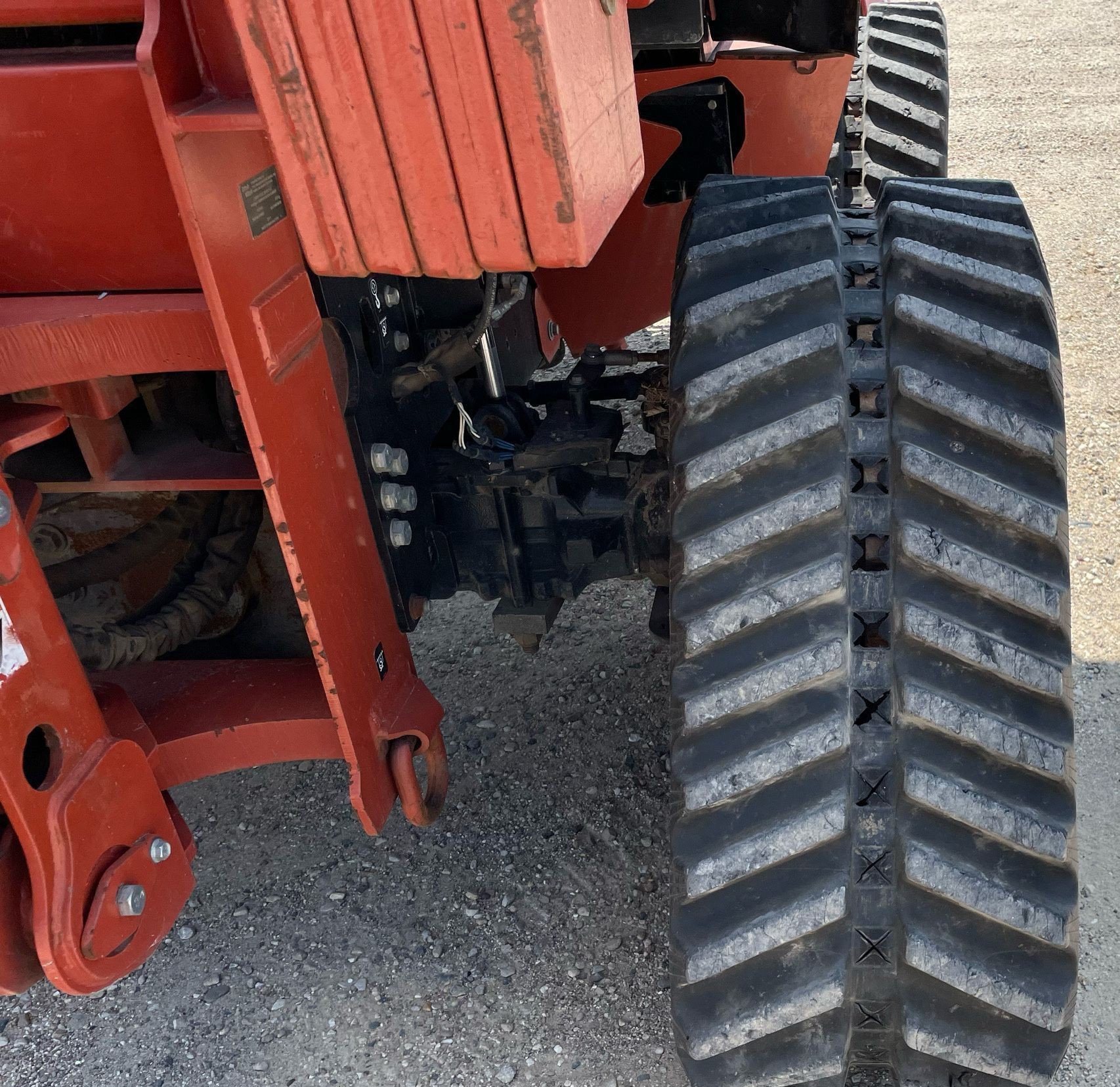 gallery 2011 Ditch Witch RT115 Quad vibratory cable plow