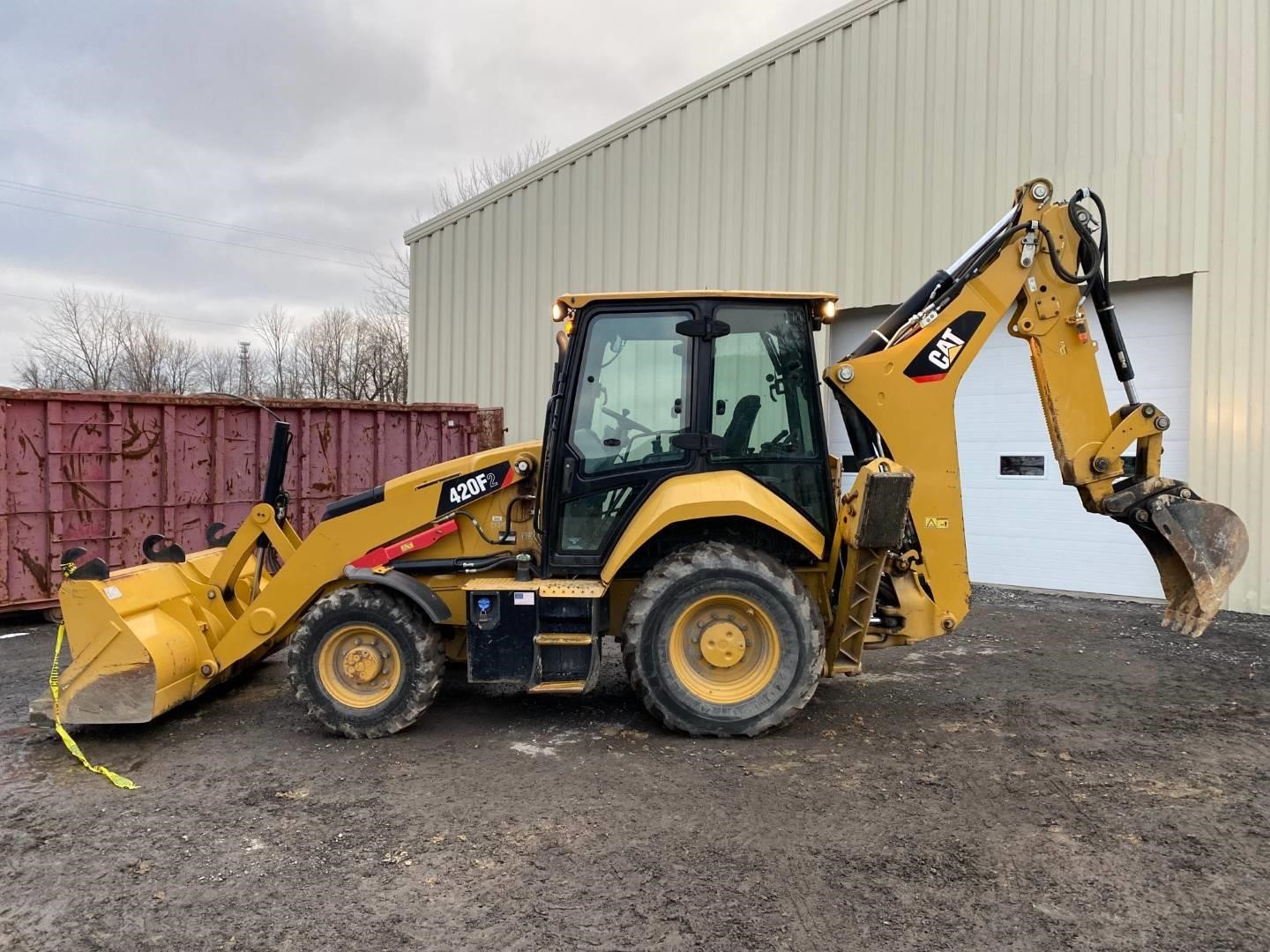 gallery 2015 CATERPILLAR 420F2