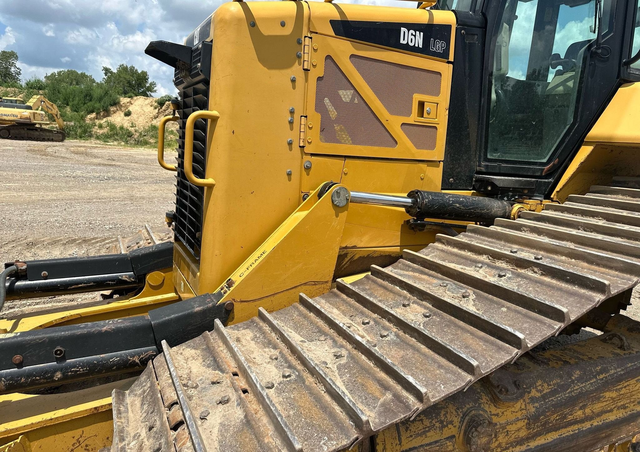 gallery 2012 Caterpillar D6N LGP dozer
