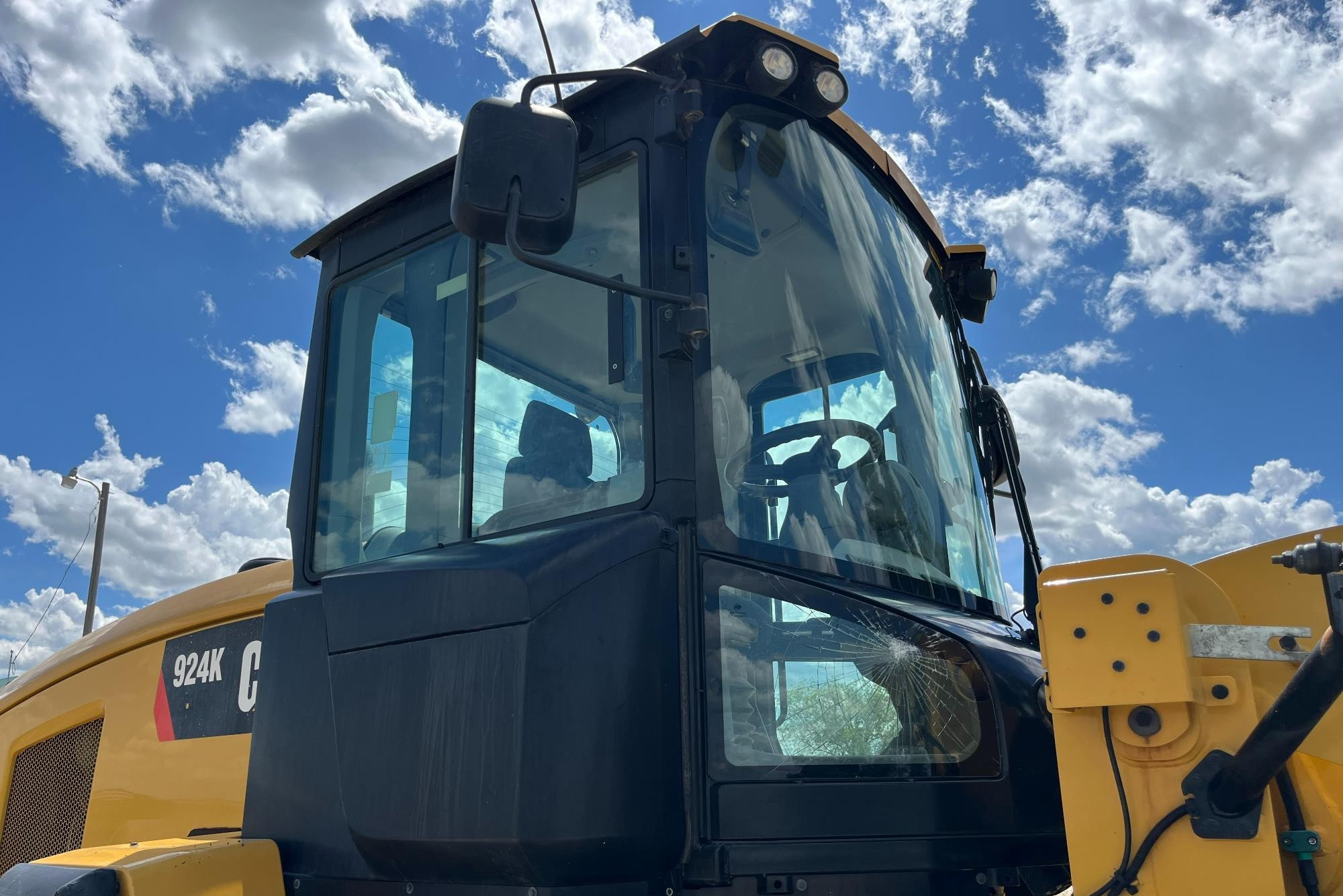 gallery 2015 Caterpillar 924K High Lift Wheel Loader