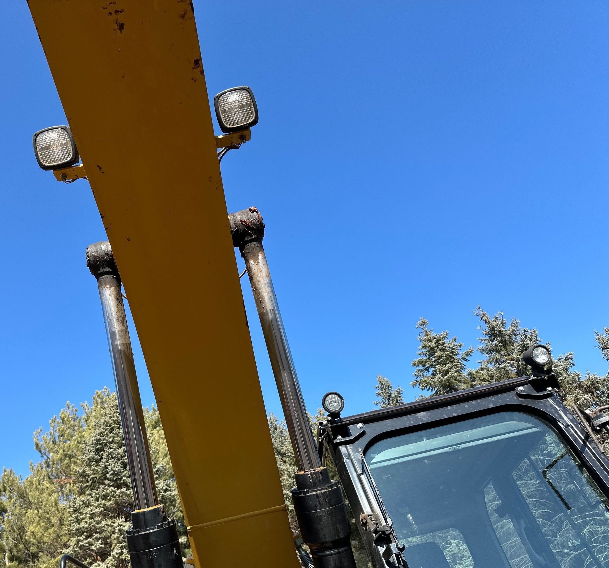 gallery 2015 Caterpillar 323FL excavator