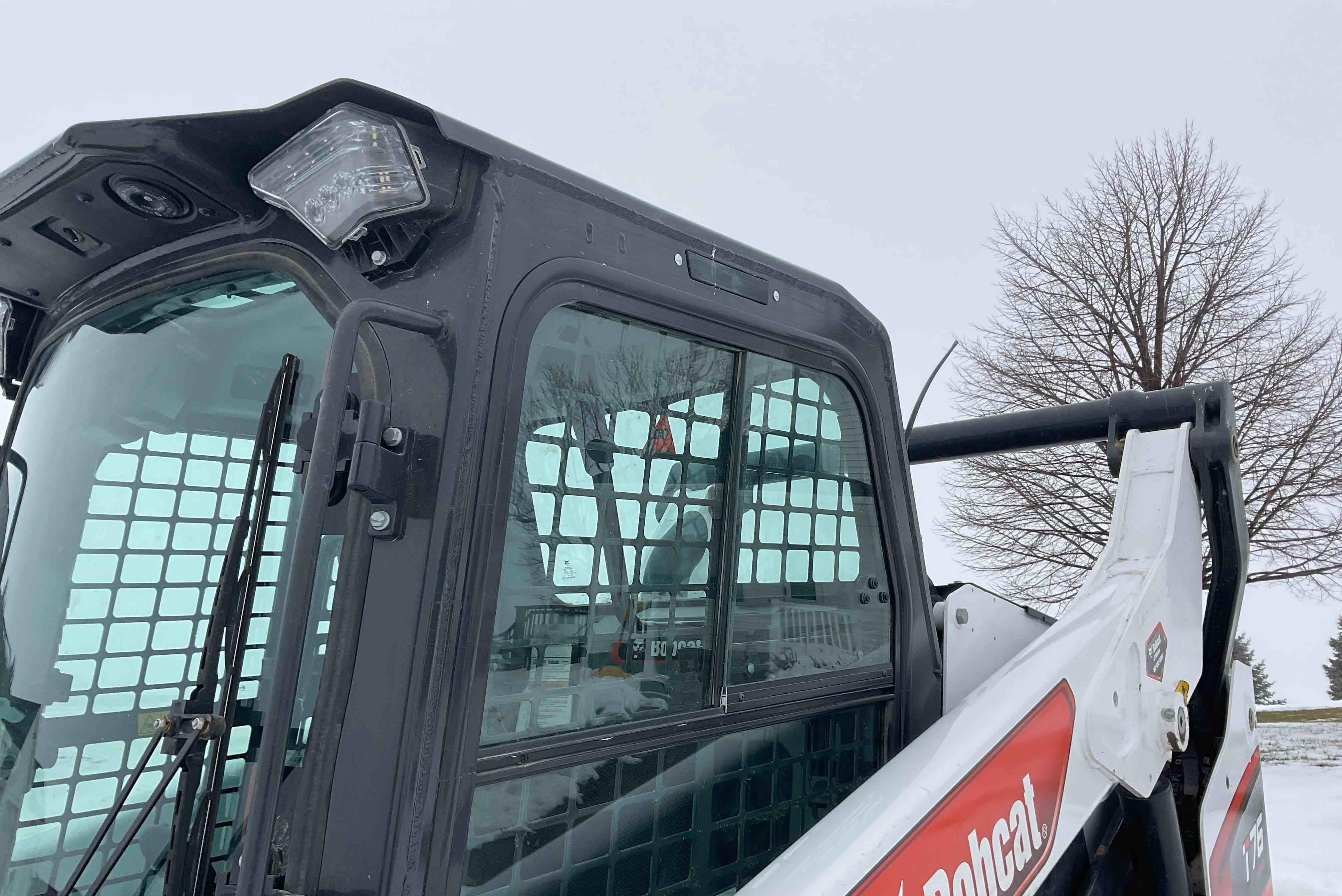 gallery Bobcat T76 R-Series Compact Track Loader