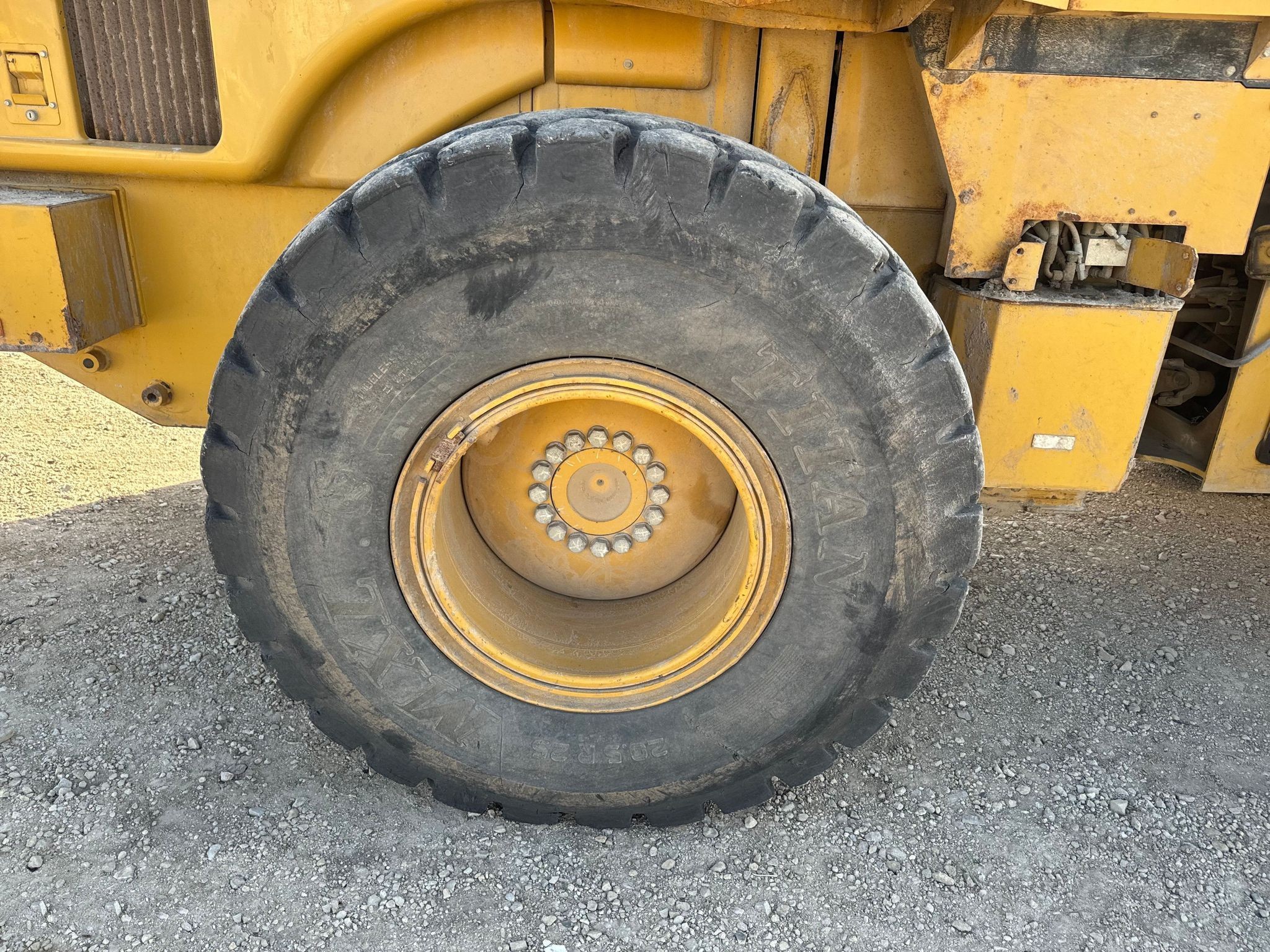 gallery 2011 Caterpillar 924H wheel loader