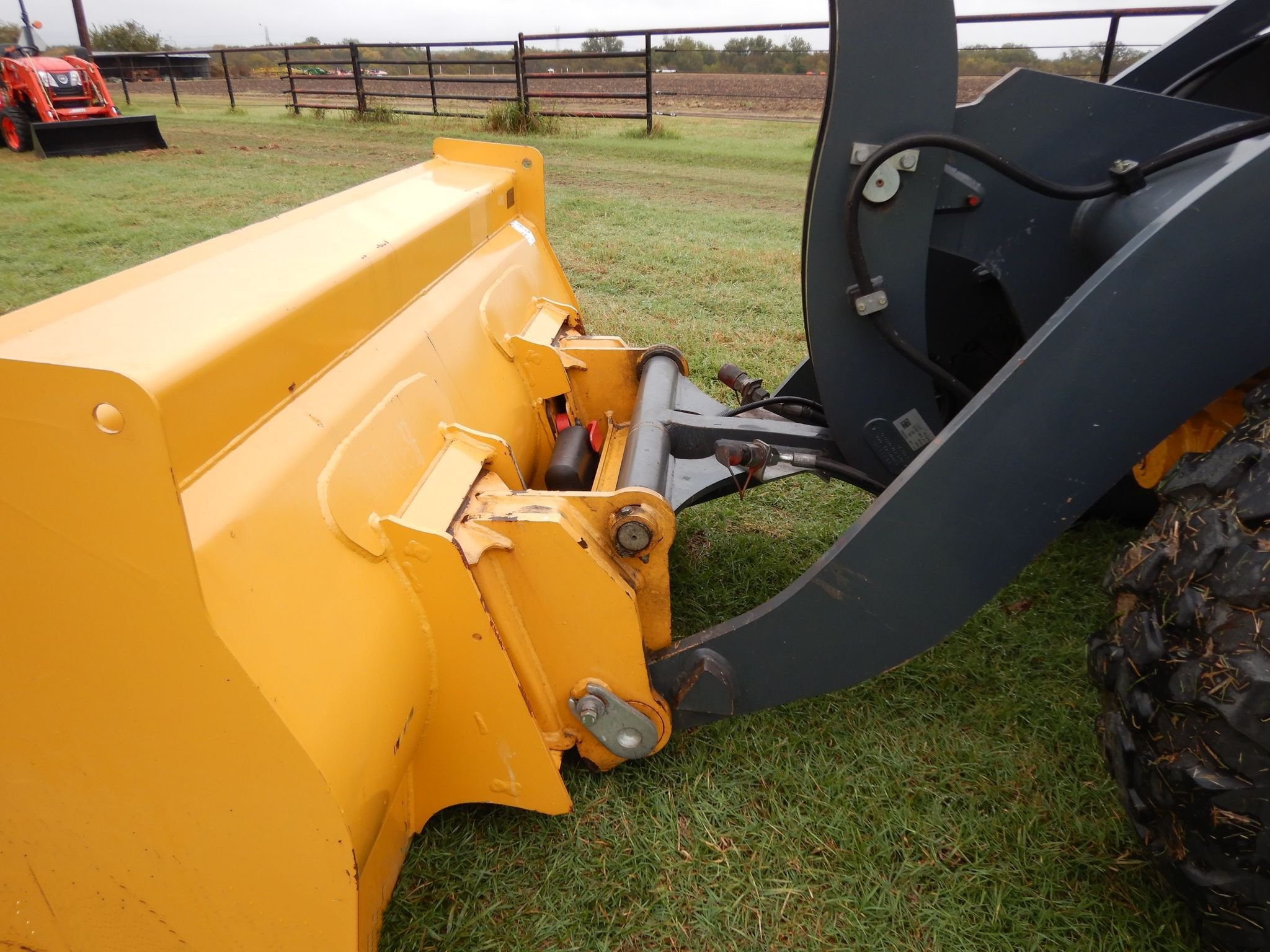 gallery 2018 John Deere 204L Wheel Loader
