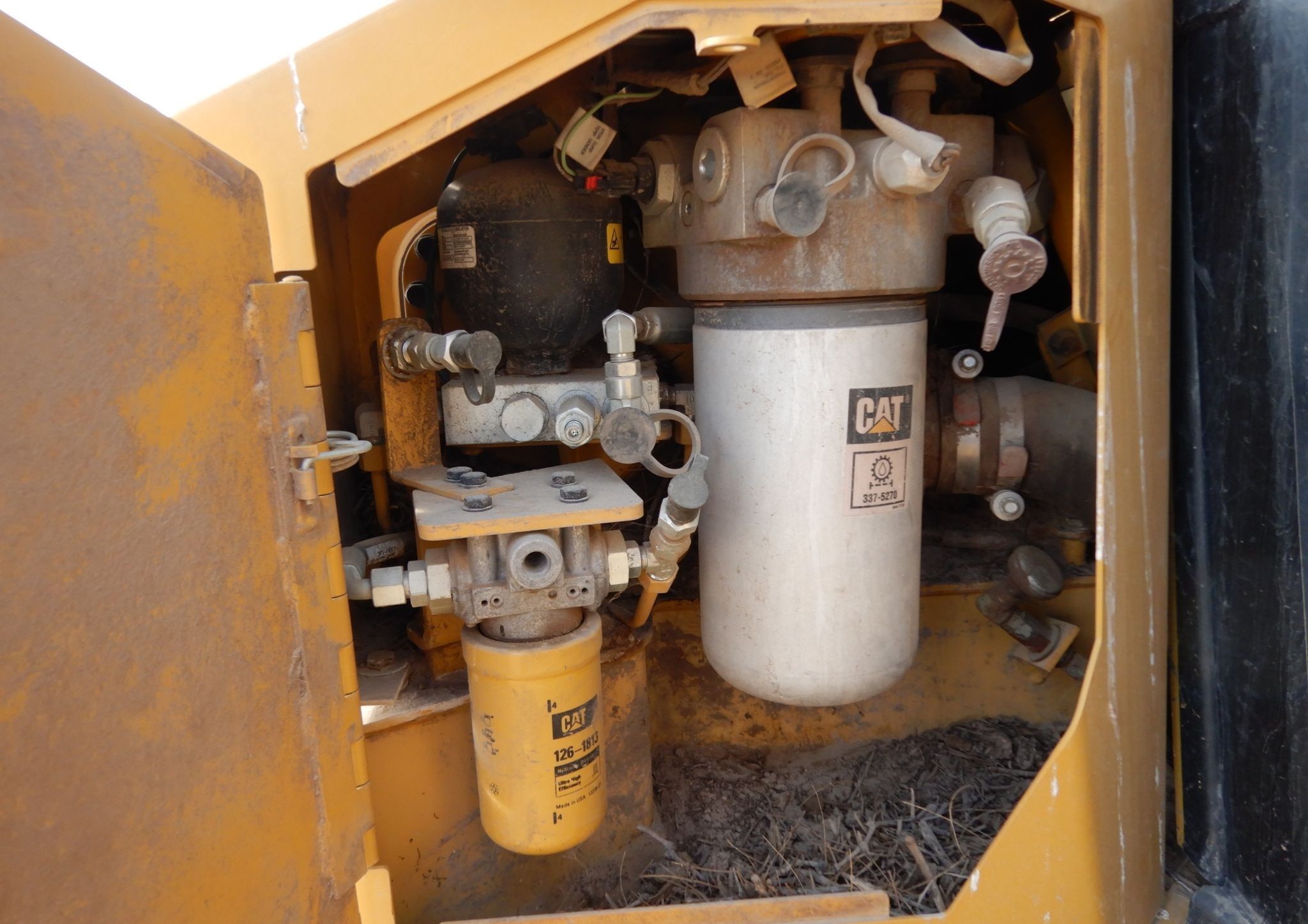 gallery 2016 Caterpillar D6T XL dozer