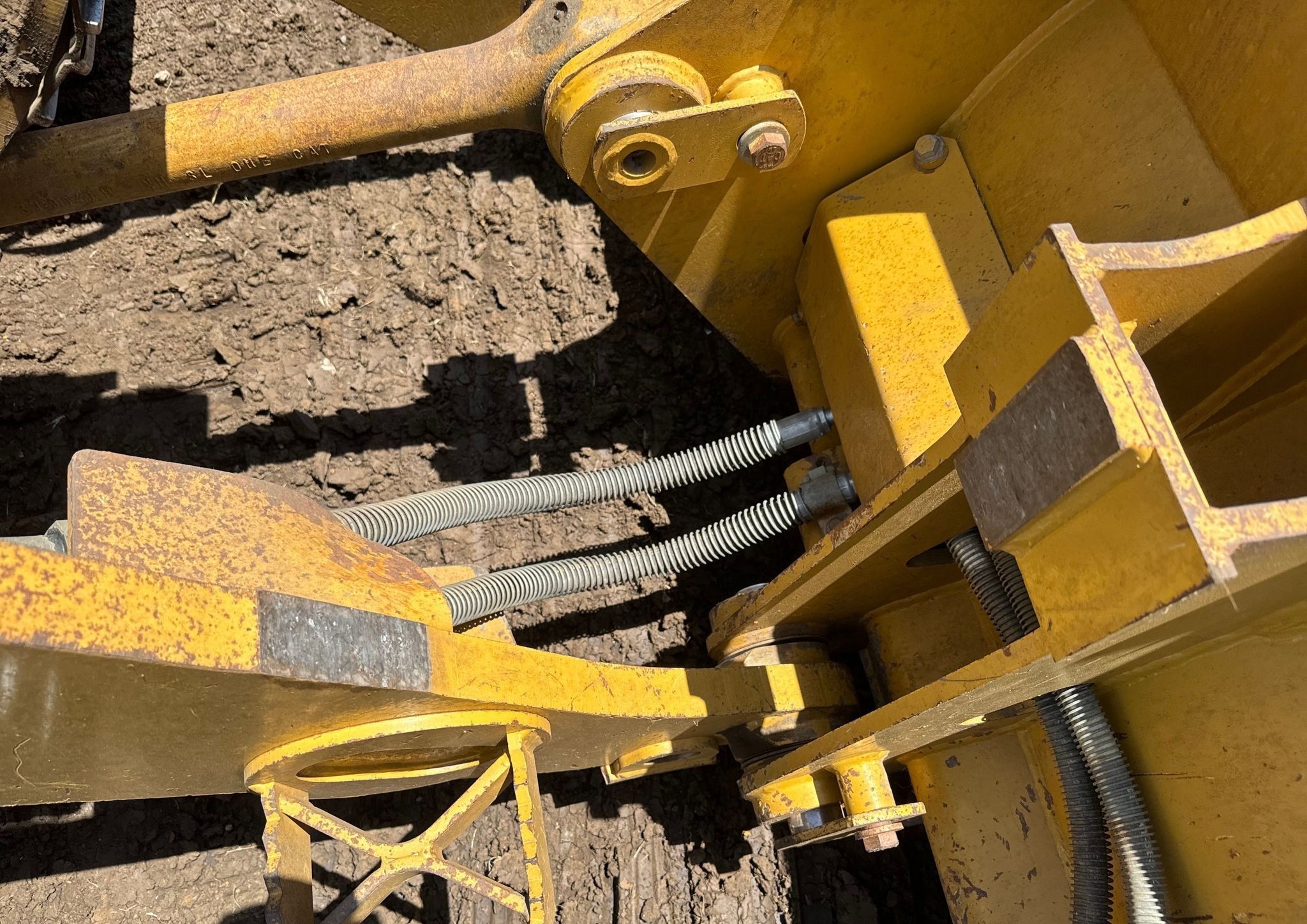gallery 2016 Caterpillar 953D track loader