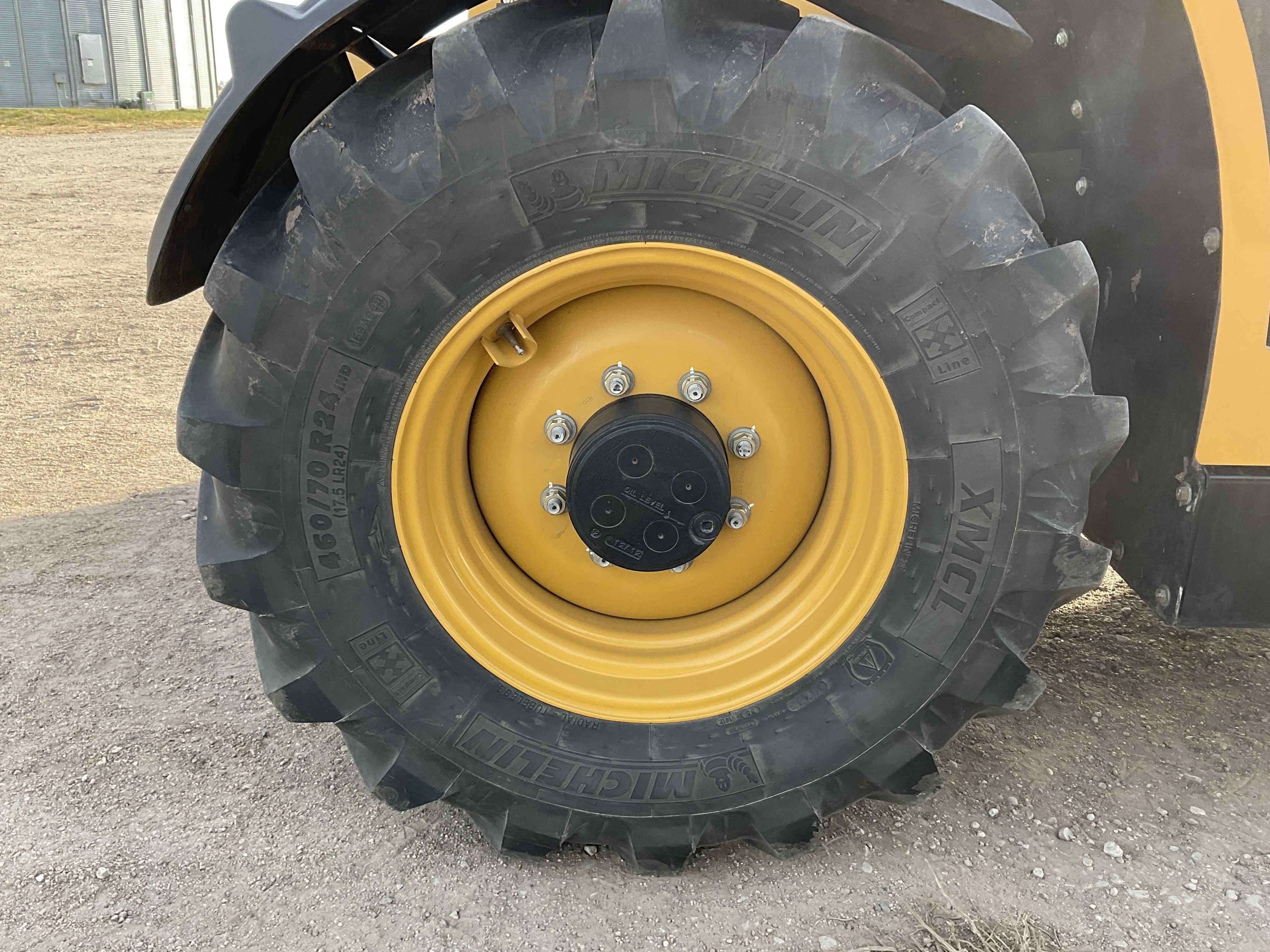 gallery 2012 Caterpillar TH406 4x4x4 Telehandler