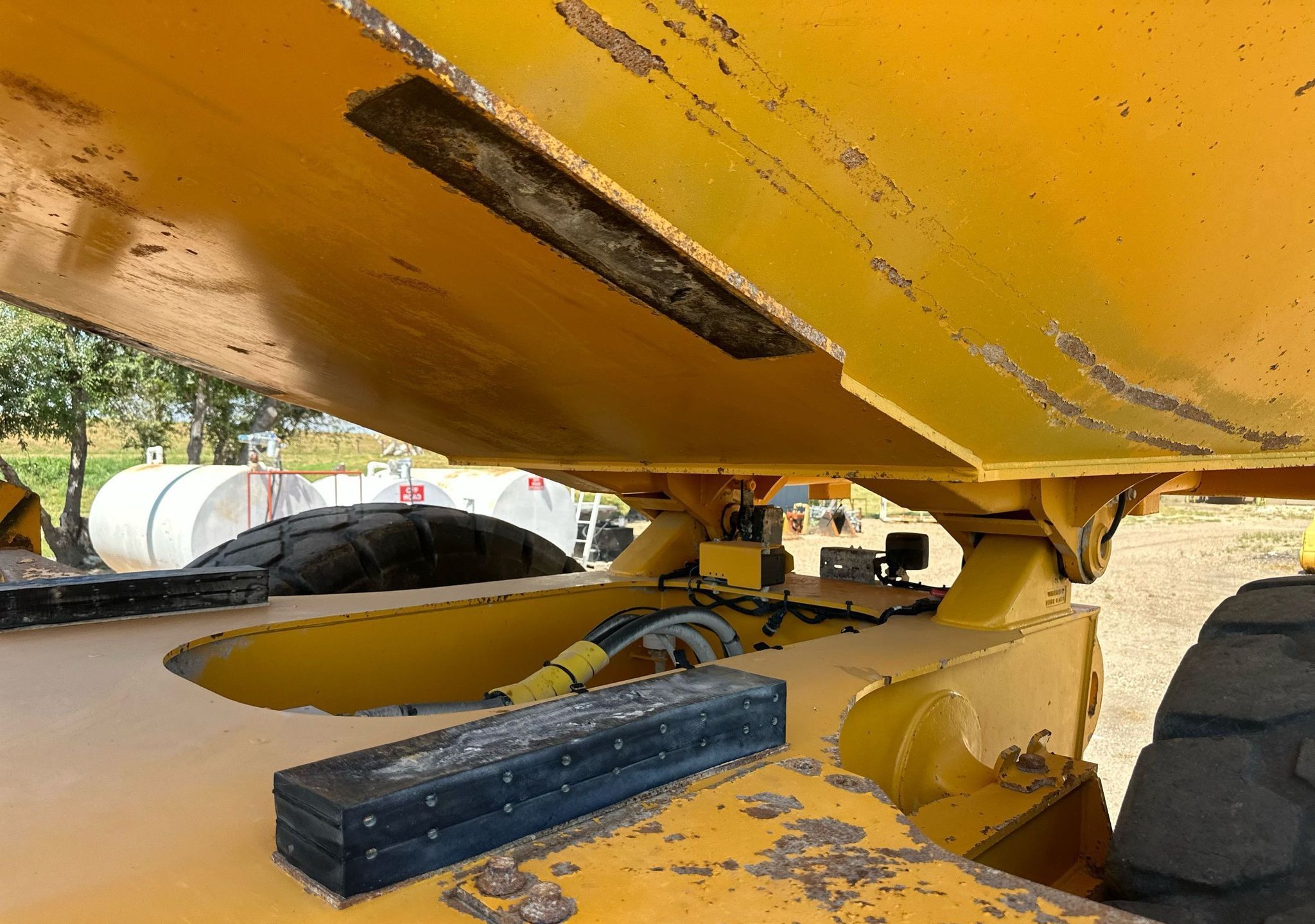 gallery 2011 Volvo A40F haul truck