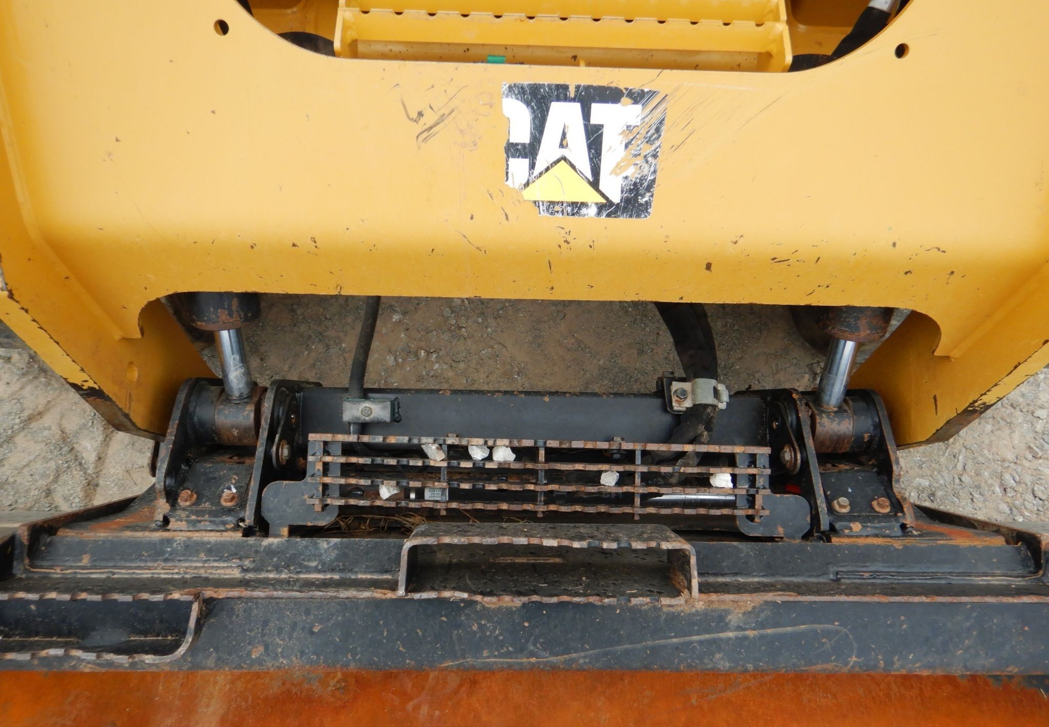 gallery 2018 Caterpillar 299D2 skid steer