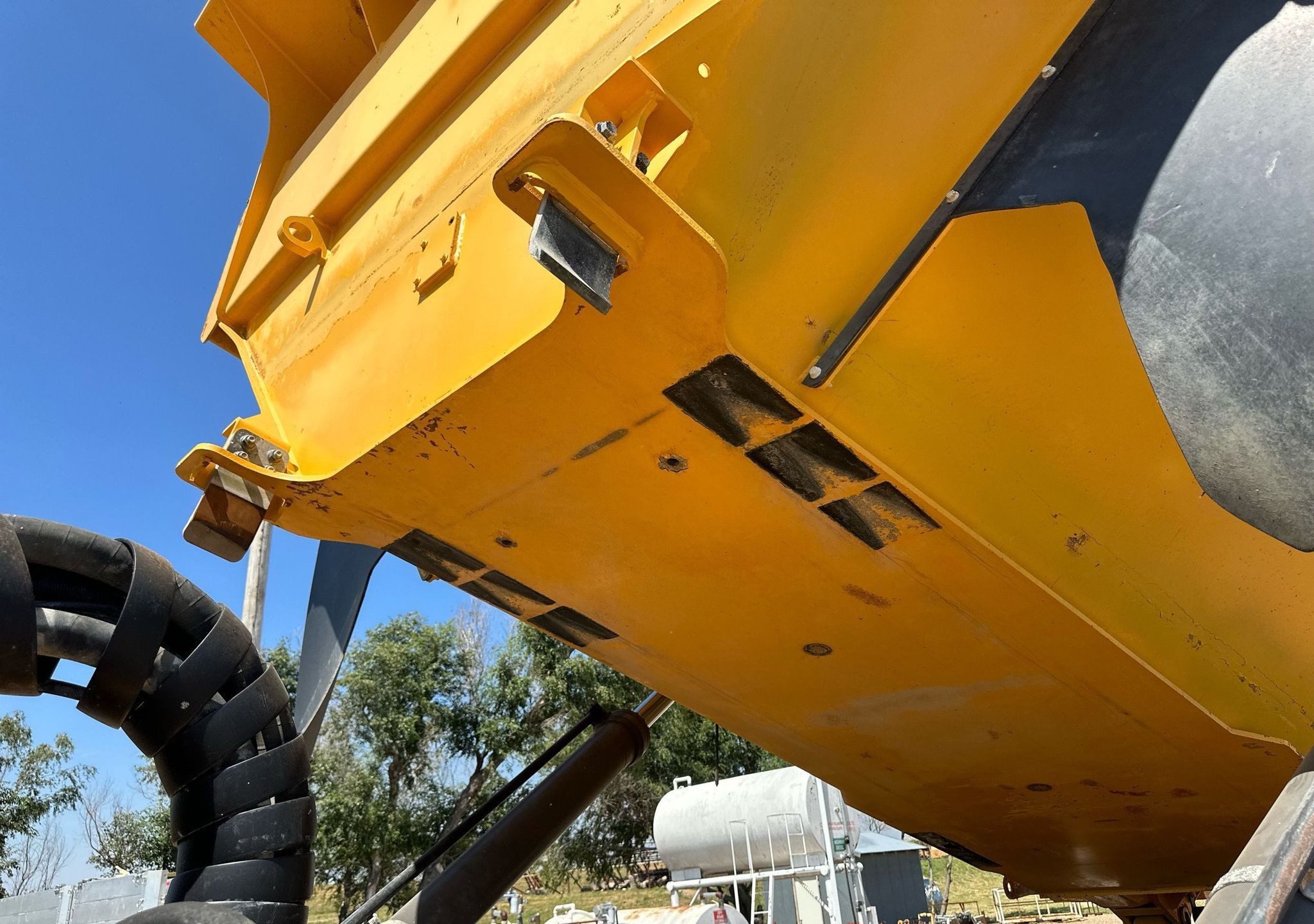 gallery 2011 Volvo A40F haul truck