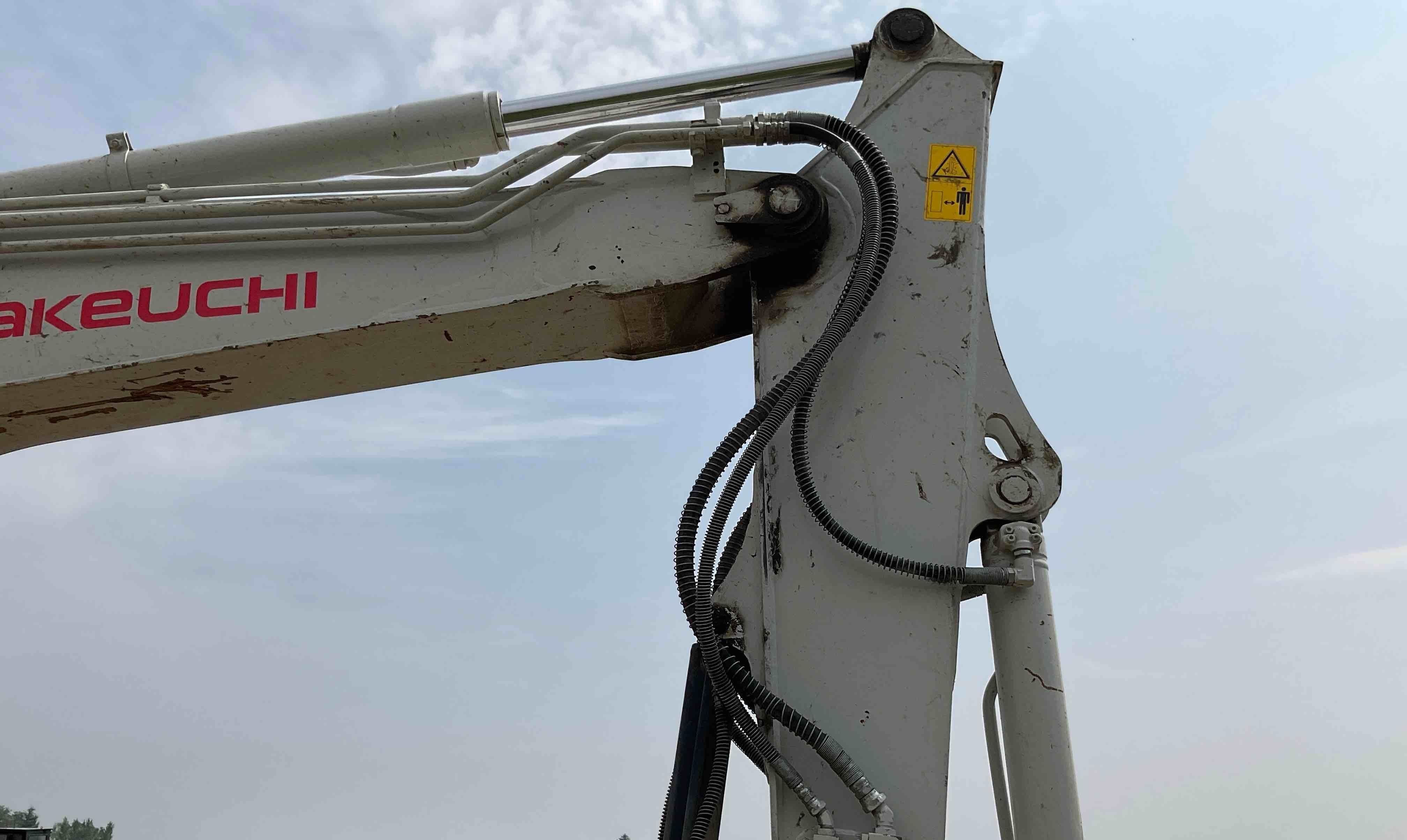 gallery 2017 Takeuchi TB290 Mini Excavator