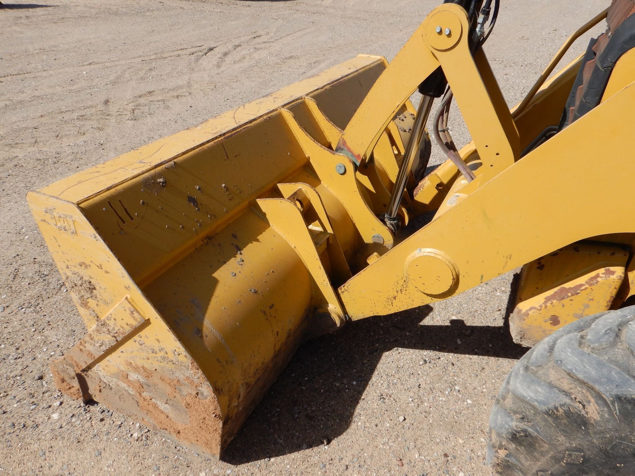 gallery 2013 Caterpillar 420F backhoe