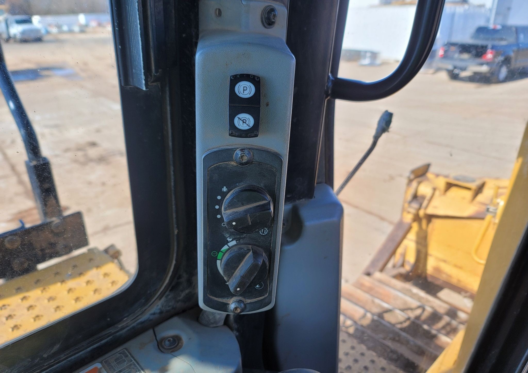 gallery 2015 Caterpillar D6T XW dozer