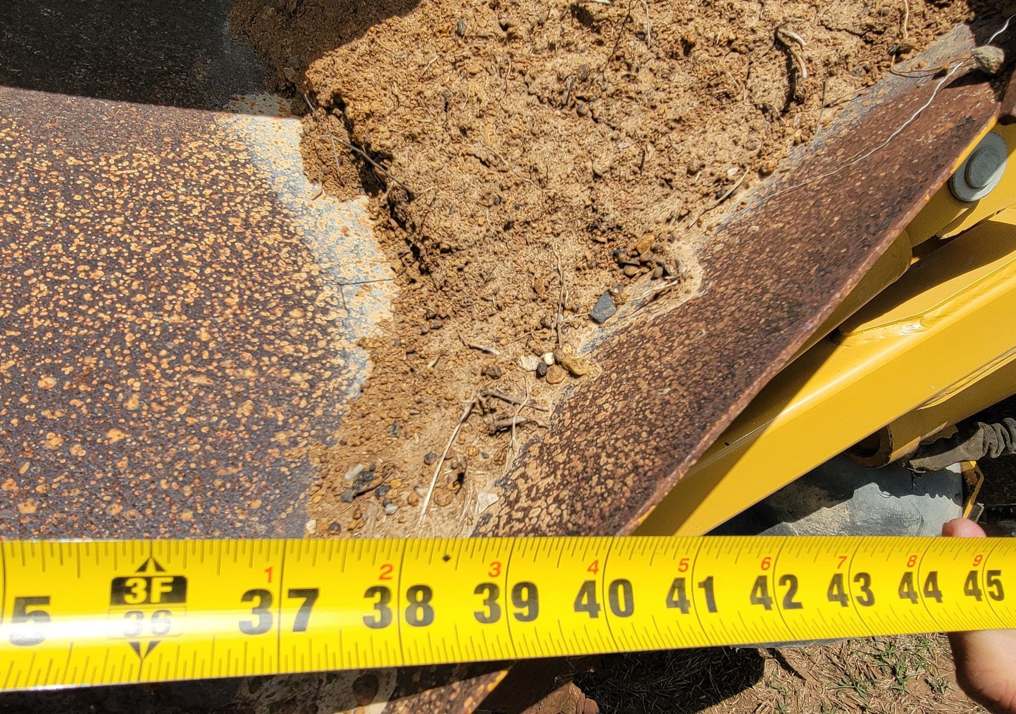 gallery 2013 Vermeer RTX1250 rock saw