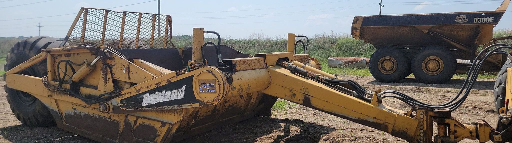 gallery Volvo T450D 4WD scraper tractor