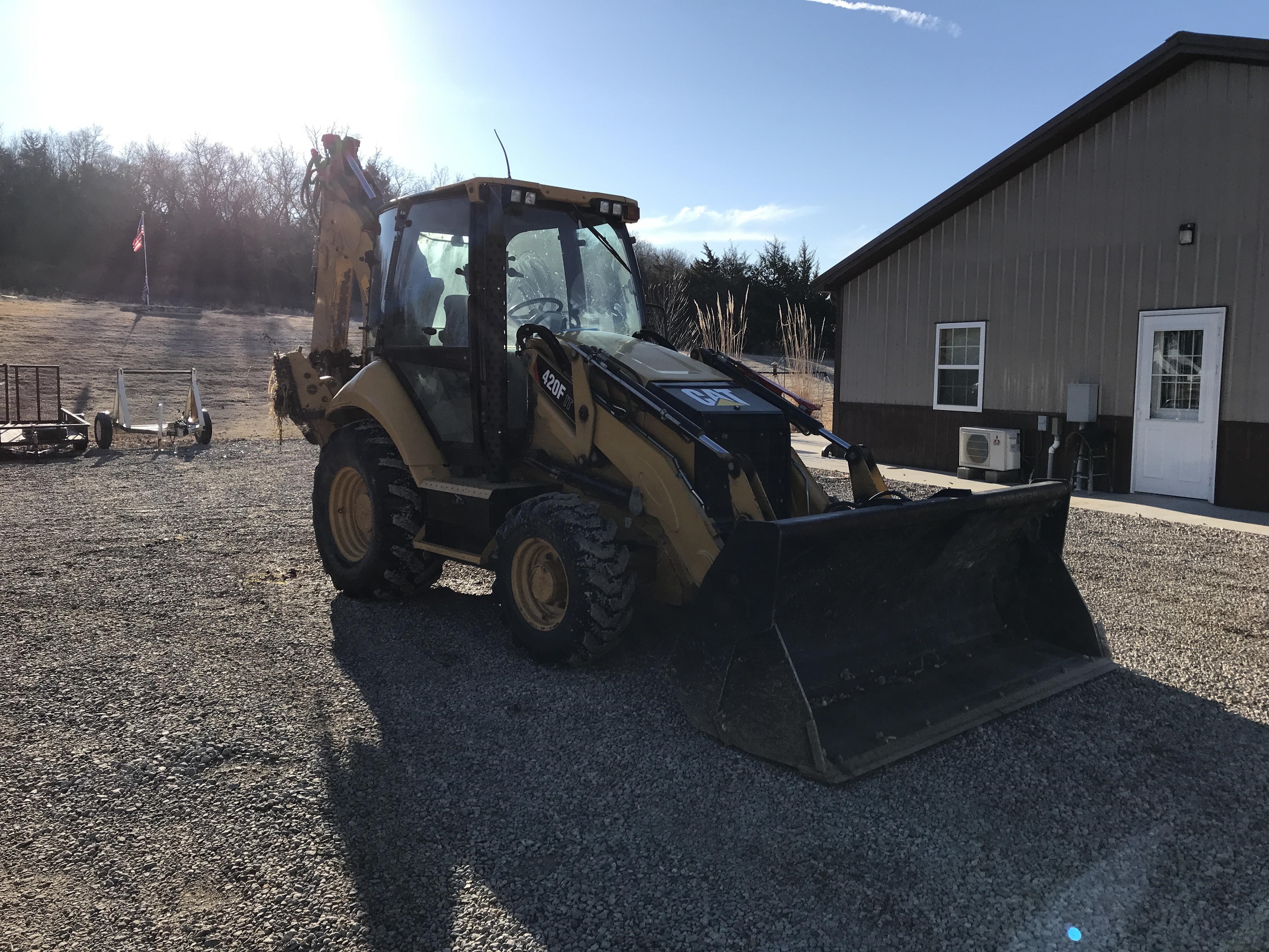 gallery 2013 Caterpillar 420F IT 4x4 Loader Backhoe