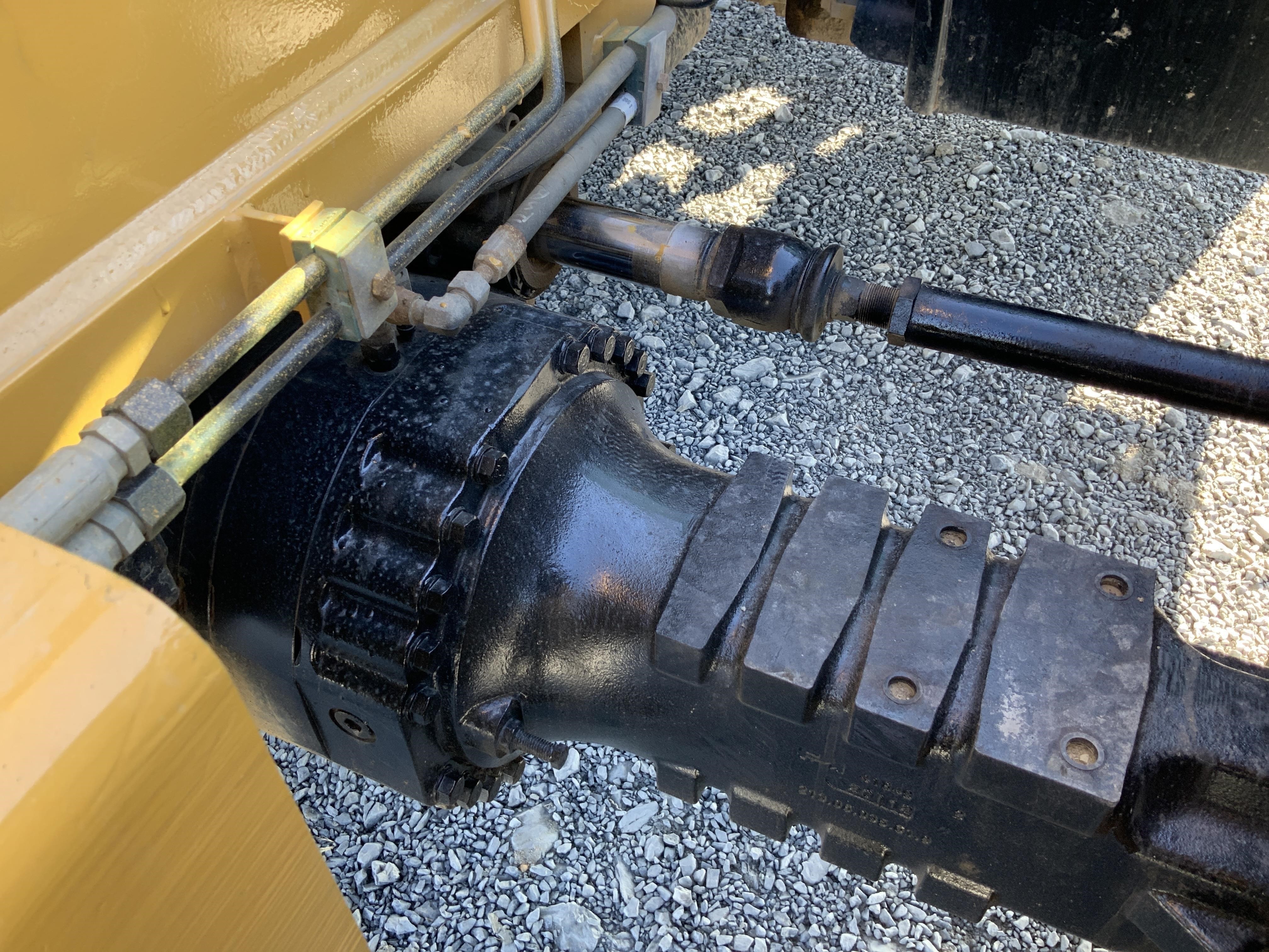 gallery 2013 Caterpillar TL1055C Telehandler