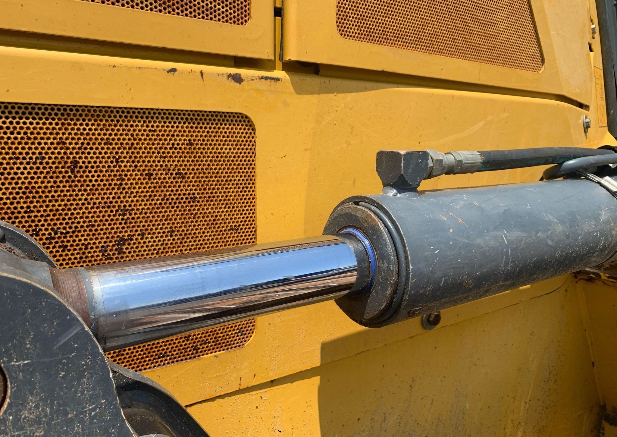 gallery 2014 John Deere 850K WLT dozer