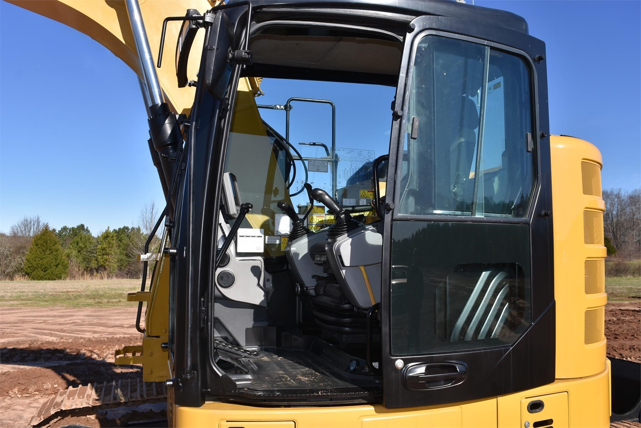 gallery 2018 CATERPILLAR 315F LCR