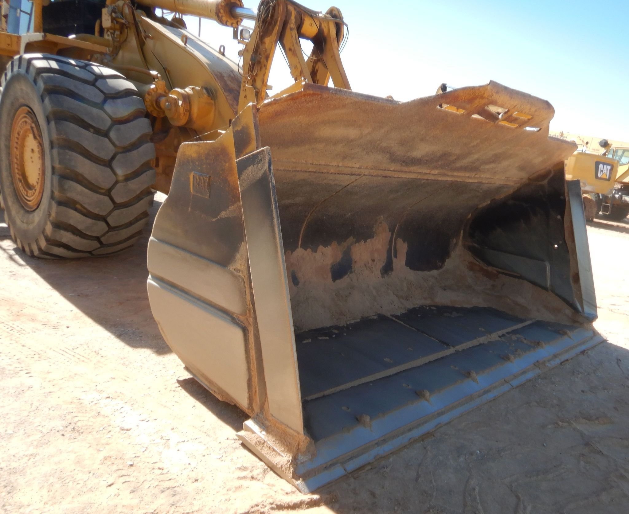 gallery 2006 Caterpillar 988H wheel loader