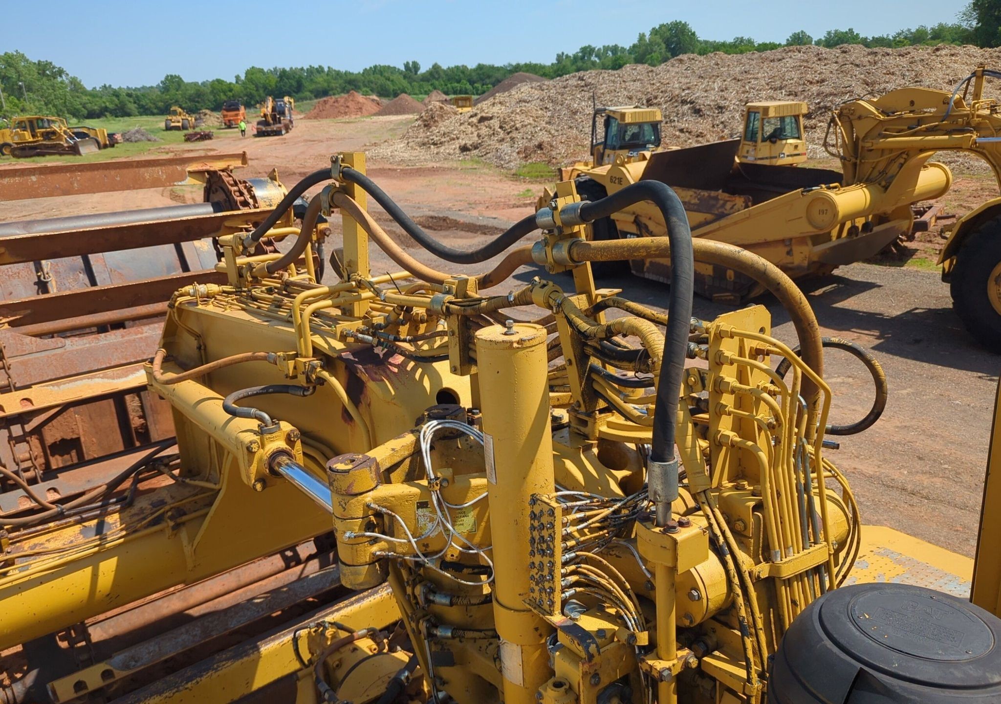 gallery 1995 Caterpillar 623F Elevating Scraper
