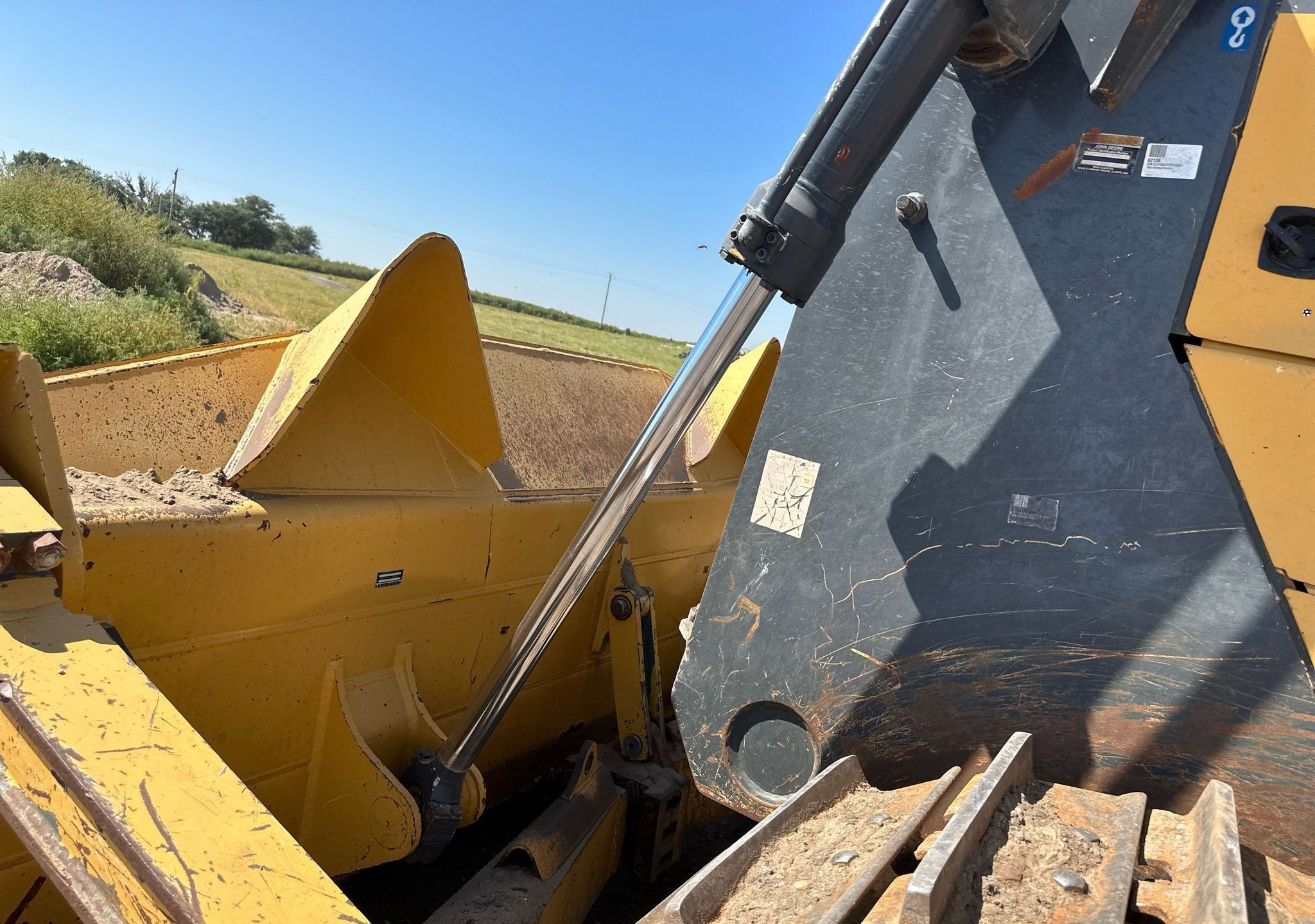 gallery 2013 John Deere 1050J Dozer