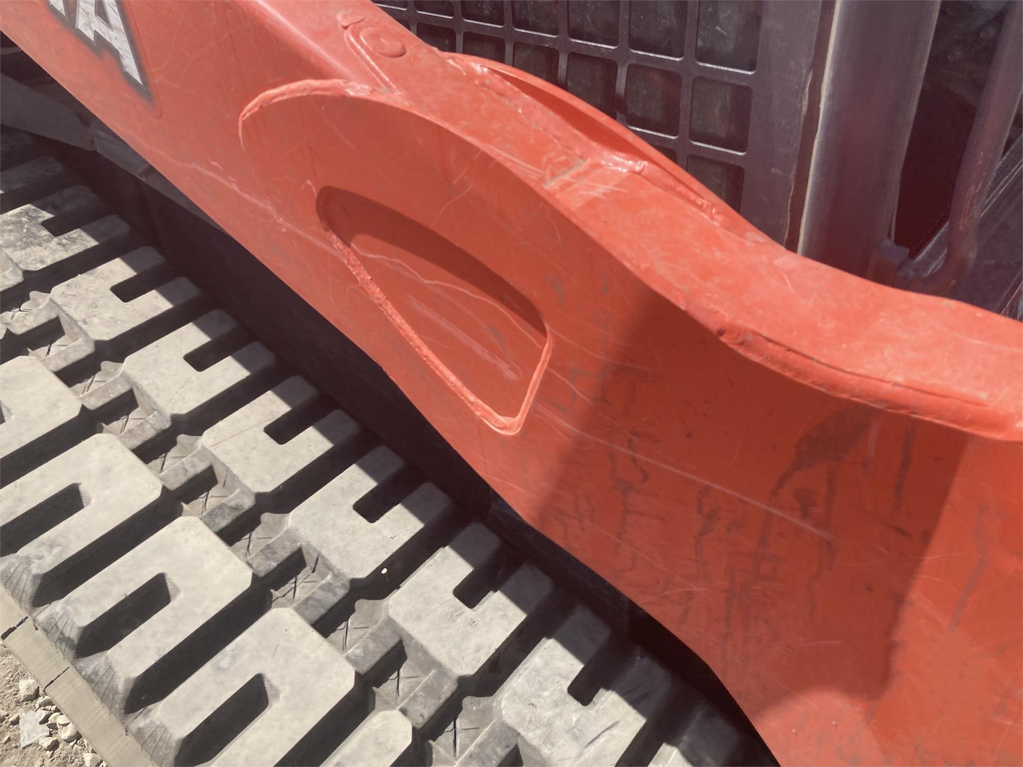 gallery 2019 KUBOTA SVL95-2S Skid Steer