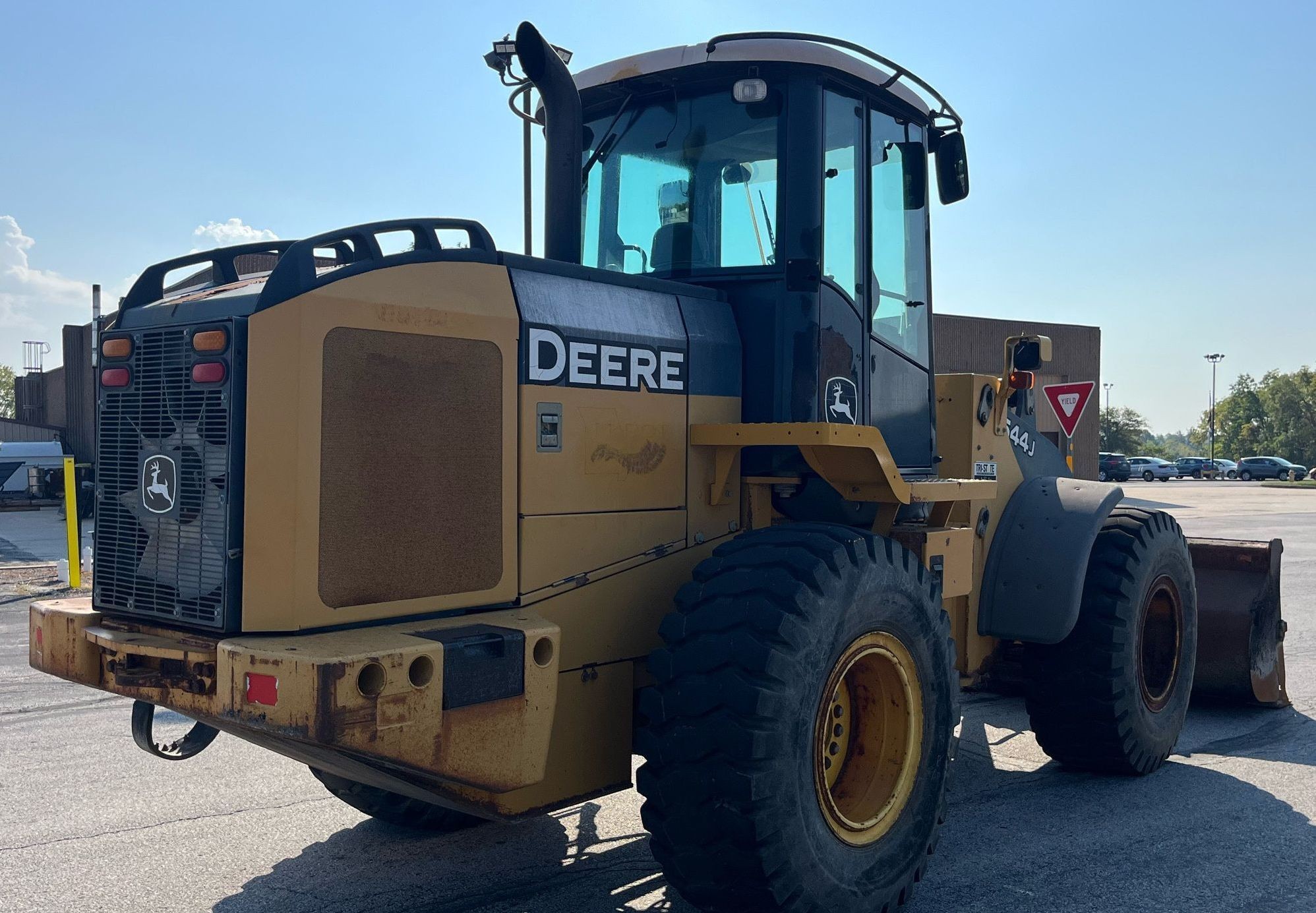gallery 2005 John Deere 544J wheel loader